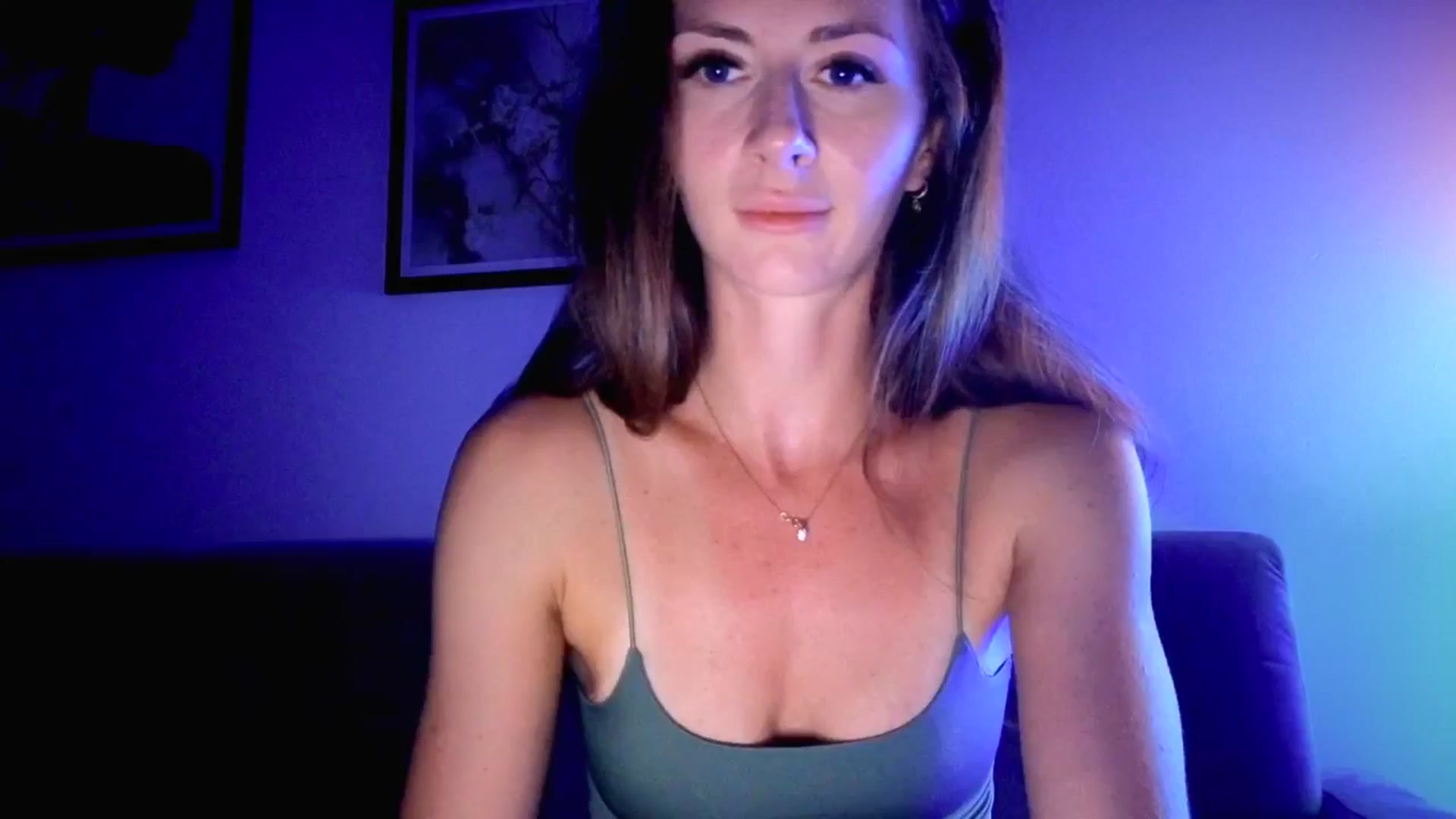 Gallery image thumbnail from Amber_Fry's myfreecams stream on, 08/21/2025, 21:21 image 1 of 20