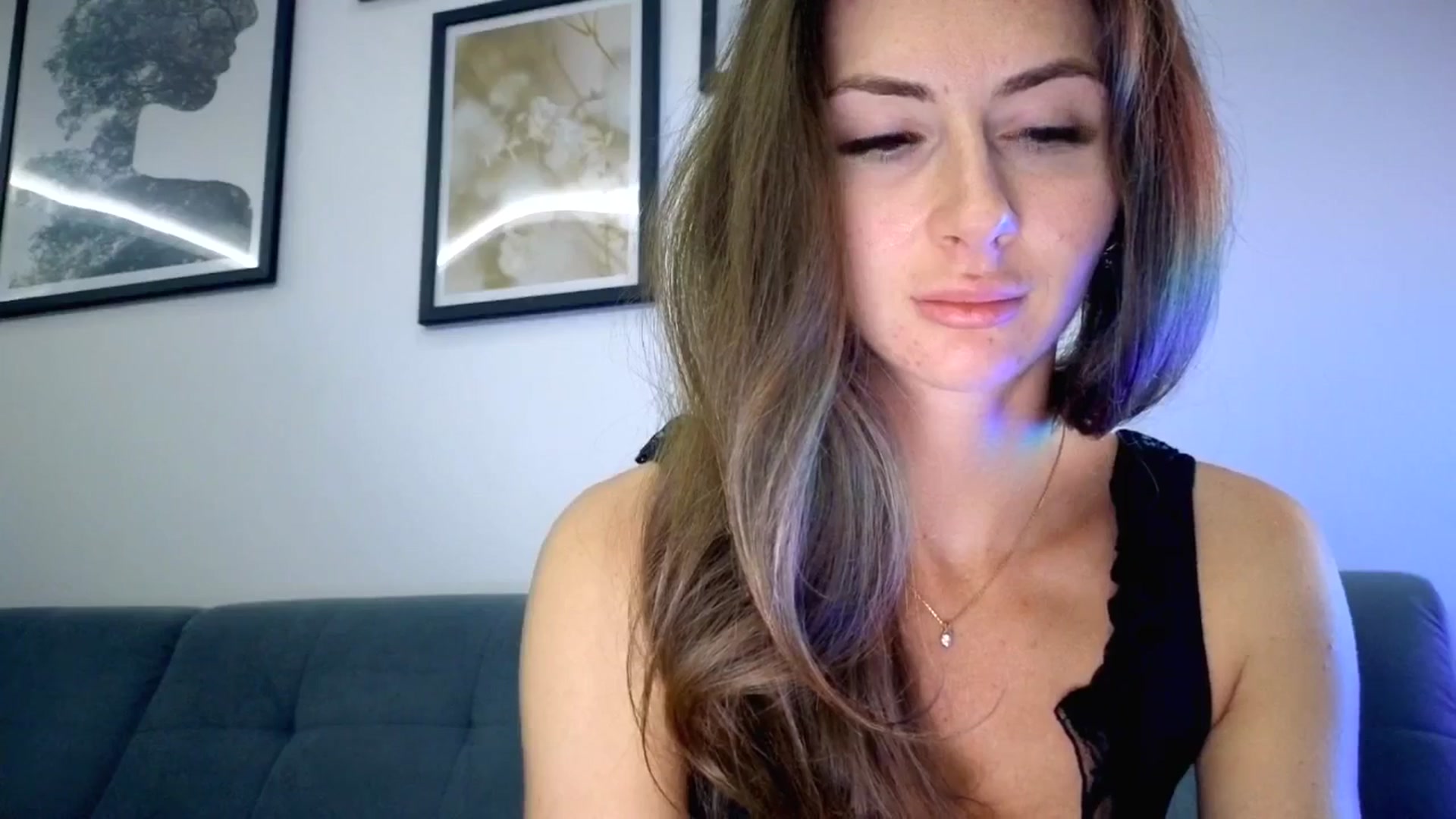 Gallery image thumbnail from Amber_Fry's myfreecams stream on, 08/27/2025, 22:09 image 4 of 20
