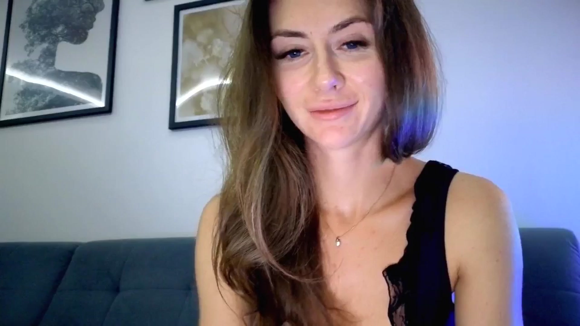 Gallery image thumbnail from Amber_Fry's myfreecams stream on, 08/27/2025, 22:09 image 2 of 20