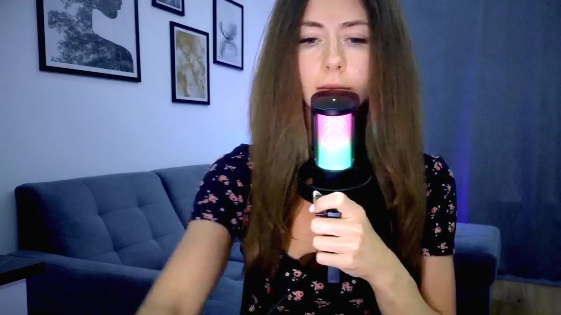 Gallery image thumbnail from Amber_Fry's myfreecams stream on, 08/30/2025, 20:09 image 14 of 20