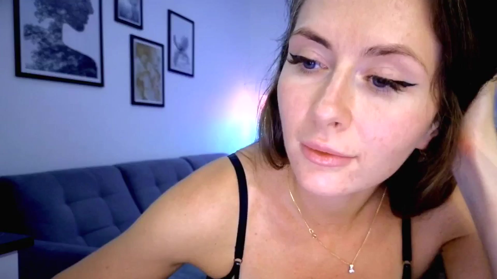 Gallery image thumbnail from Amber_Fry's myfreecams stream on, 09/01/2025, 18:27 image 7 of 20