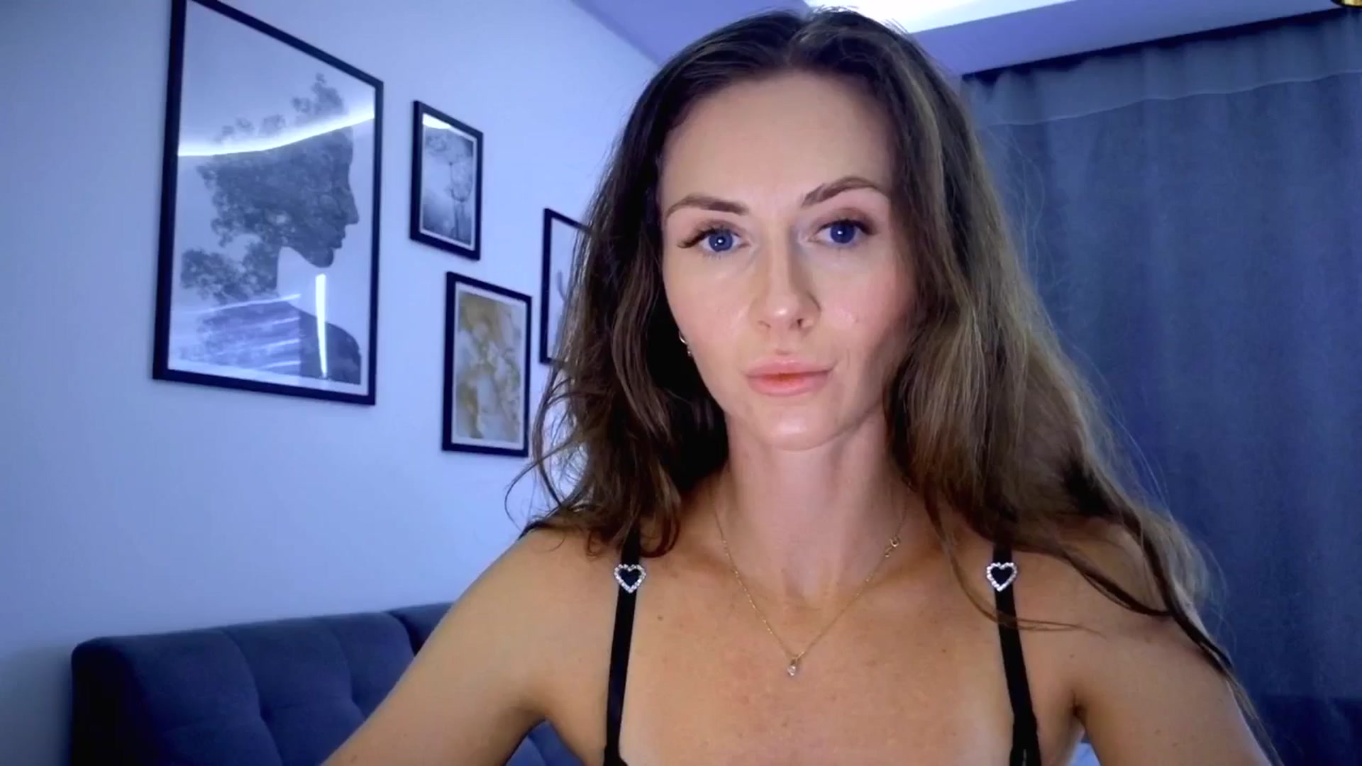 Gallery image thumbnail from Amber_Fry's myfreecams stream on, 09/03/2025, 18:30 image 1 of 20