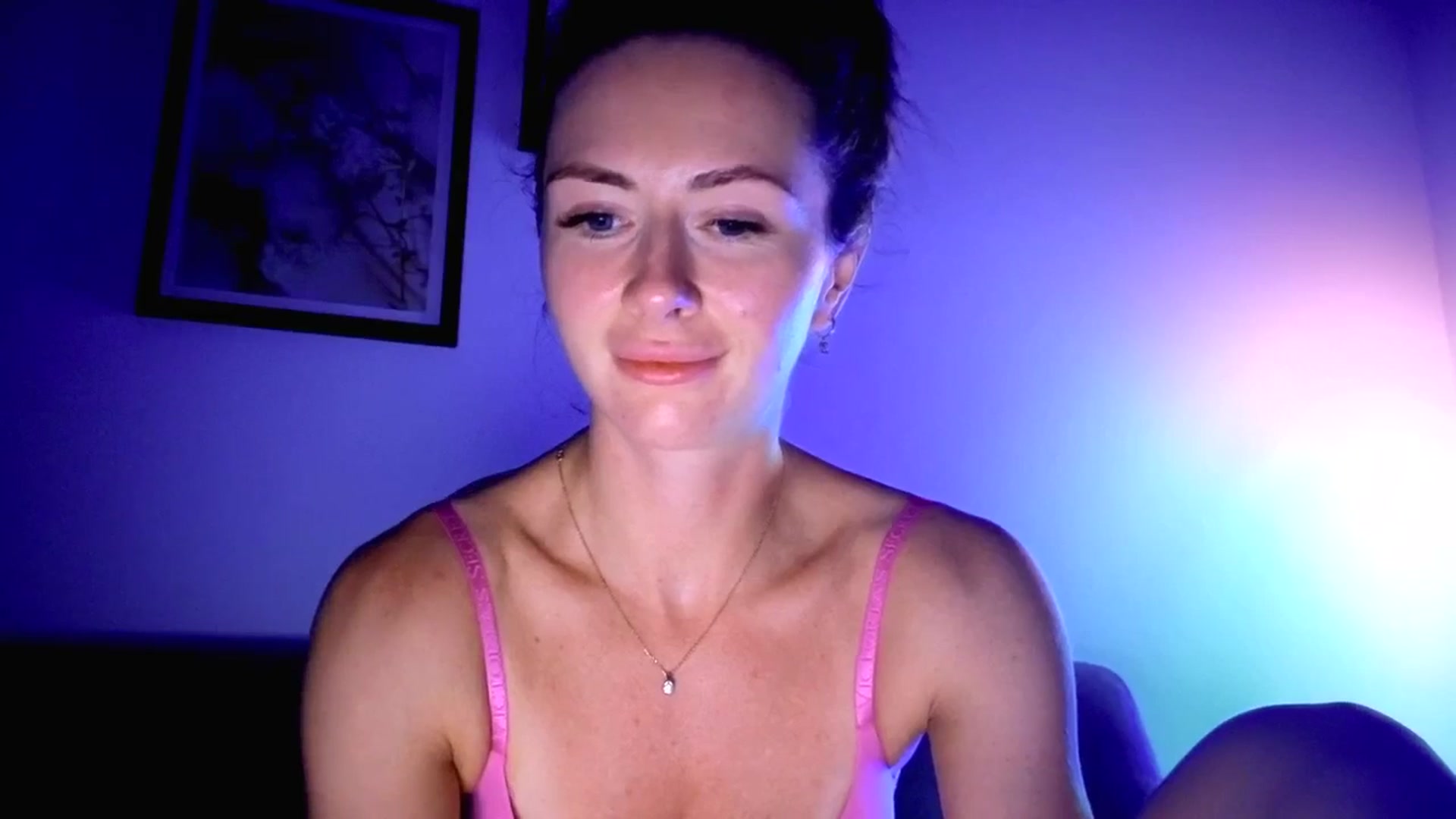 Gallery image thumbnail from Amber_Fry's myfreecams stream on, 09/05/2025, 22:19 image 11 of 20
