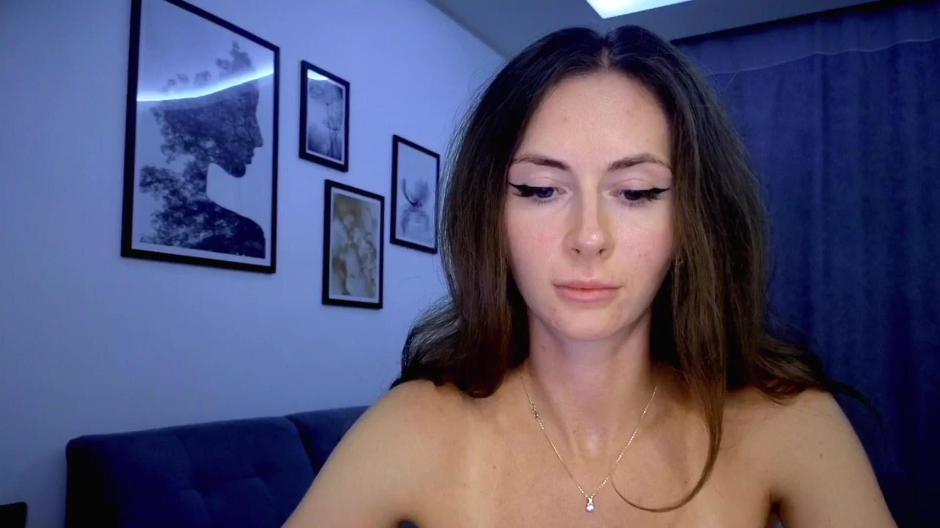 Gallery image thumbnail from Amber_Fry's myfreecams stream on, 09/07/2025, 21:10 image 11 of 20