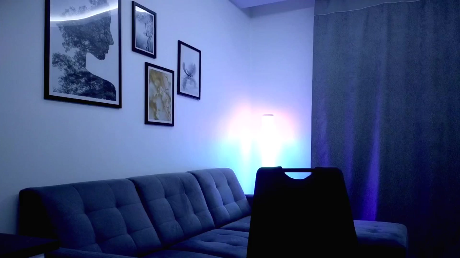 Gallery image thumbnail from Amber_Fry's myfreecams stream on, 09/27/2025, 19:56 image 15 of 20