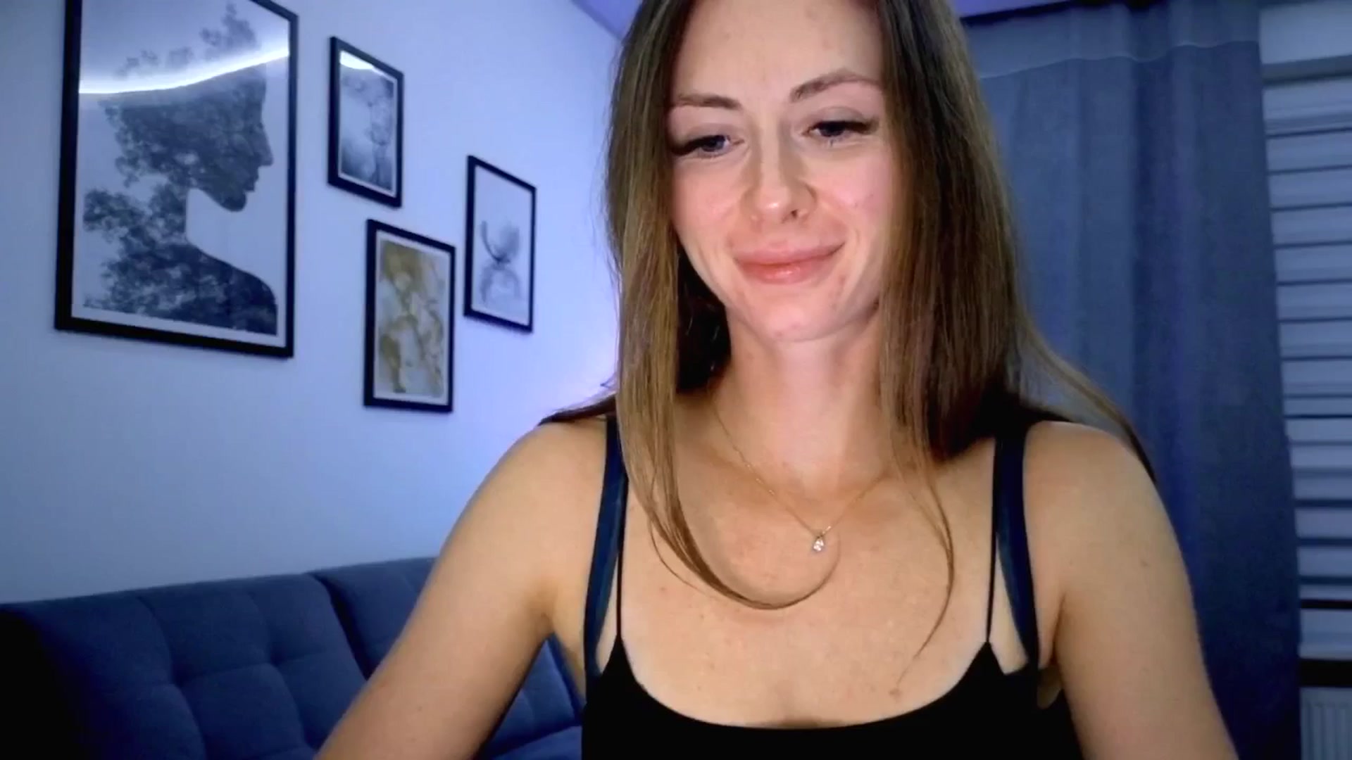 Gallery image thumbnail from Amber_Fry's myfreecams stream on, 09/28/2025, 19:11 image 6 of 20