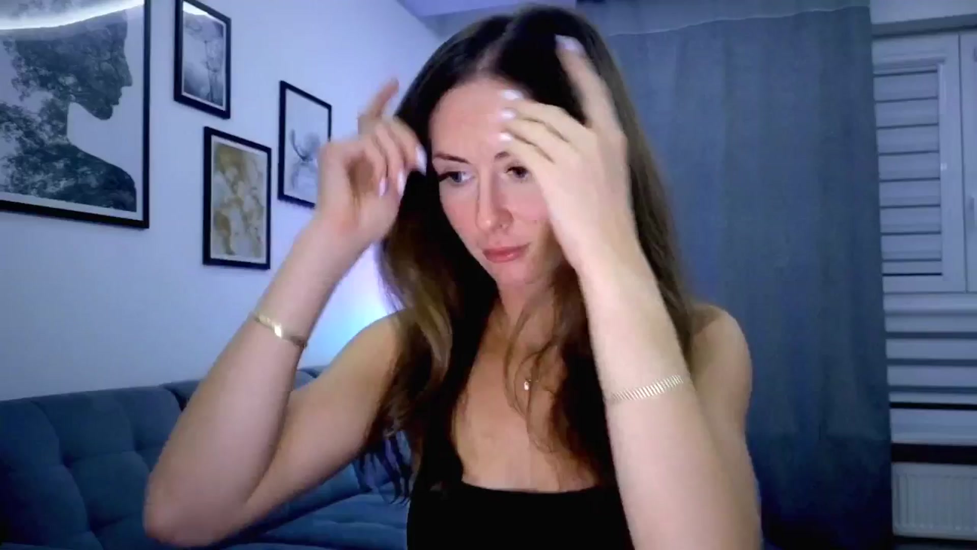 Gallery image thumbnail from Amber_Fry's myfreecams stream on, 09/30/2025, 21:07 image 1 of 20