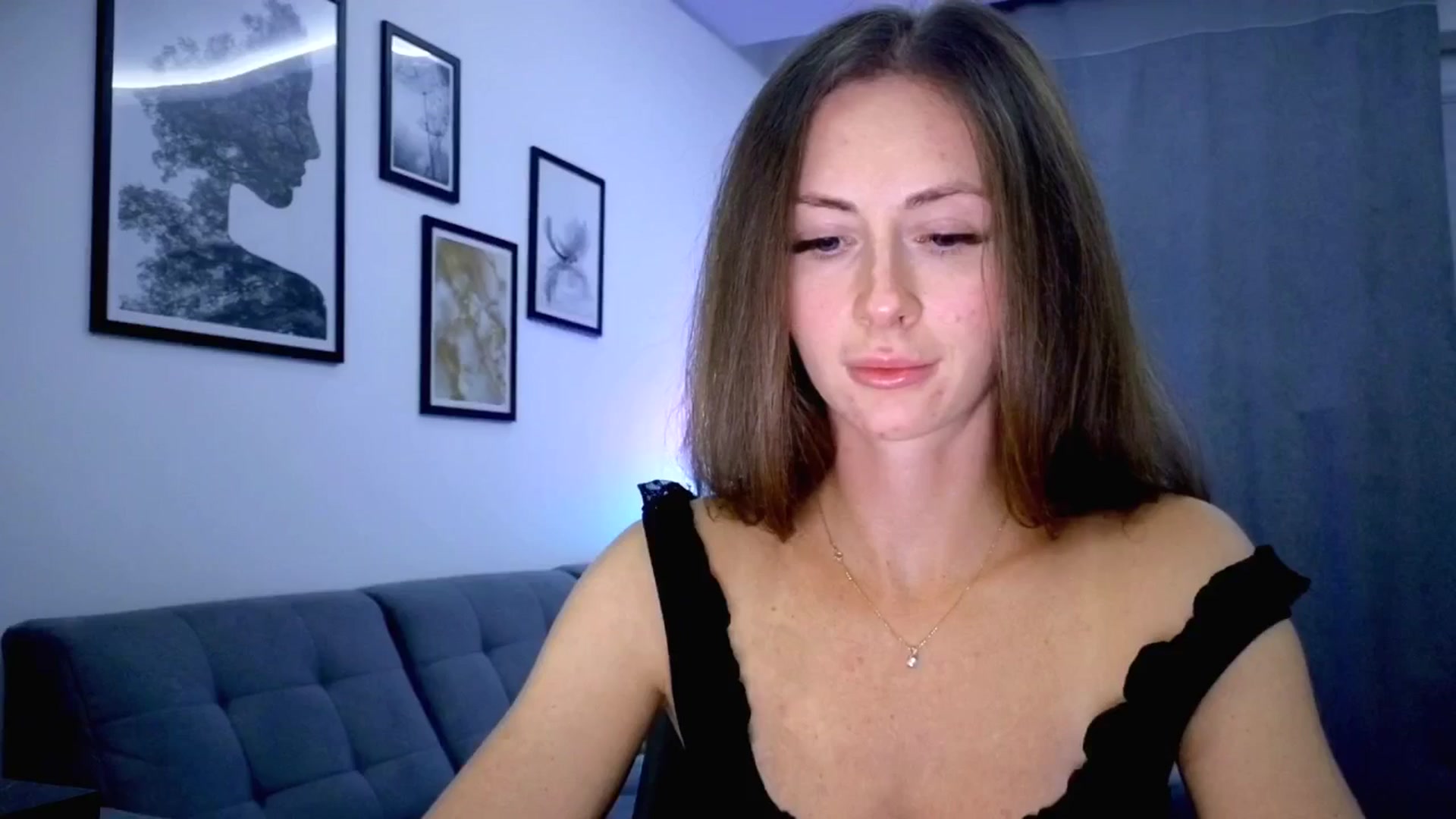 Gallery image thumbnail from Amber_Fry's myfreecams stream on, 10/02/2025, 17:23 image 12 of 20