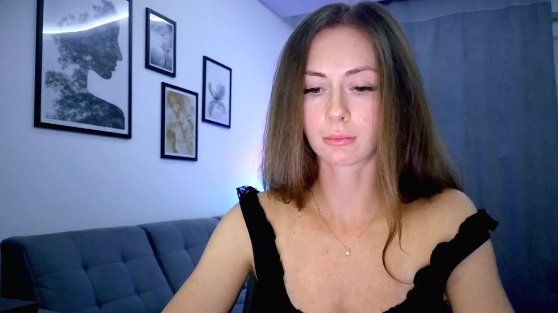 Gallery image thumbnail from Amber_Fry's myfreecams stream on, 10/02/2025, 17:23 image 15 of 20