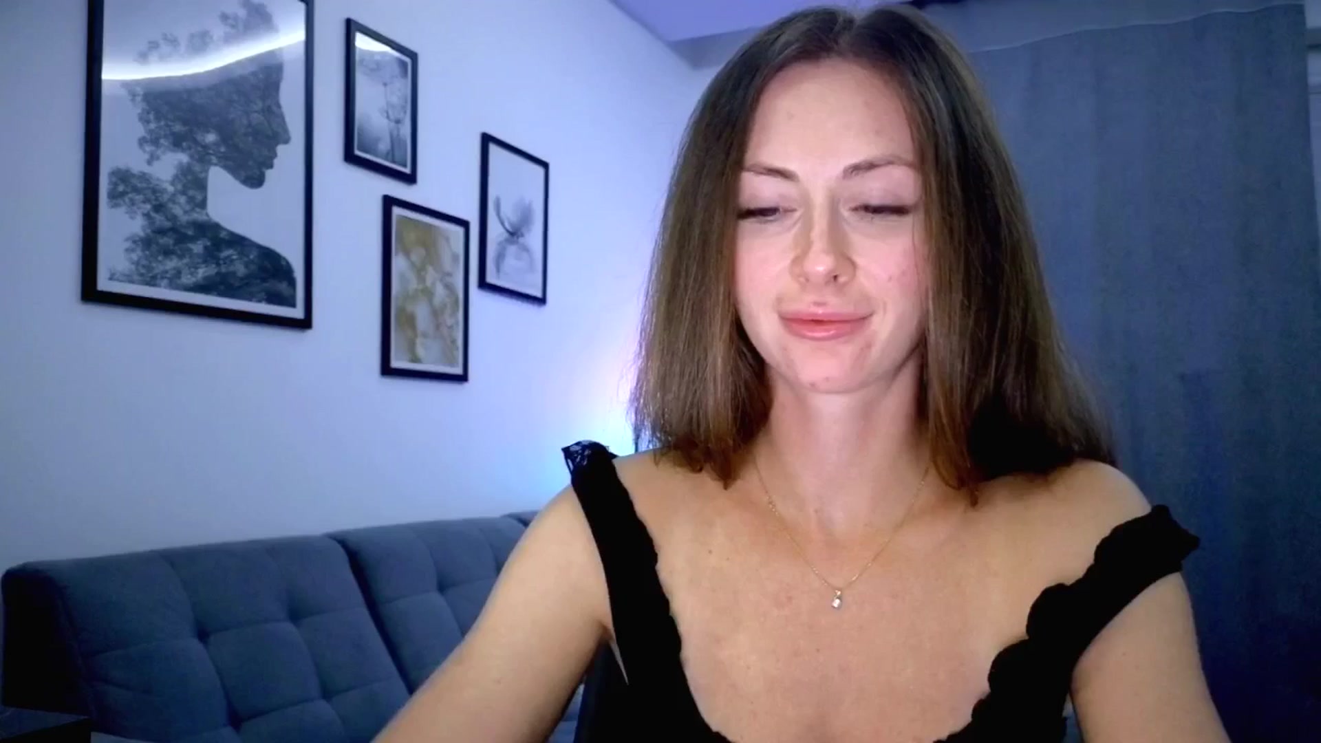 Gallery image thumbnail from Amber_Fry's myfreecams stream on, 10/02/2025, 17:23 image 13 of 20