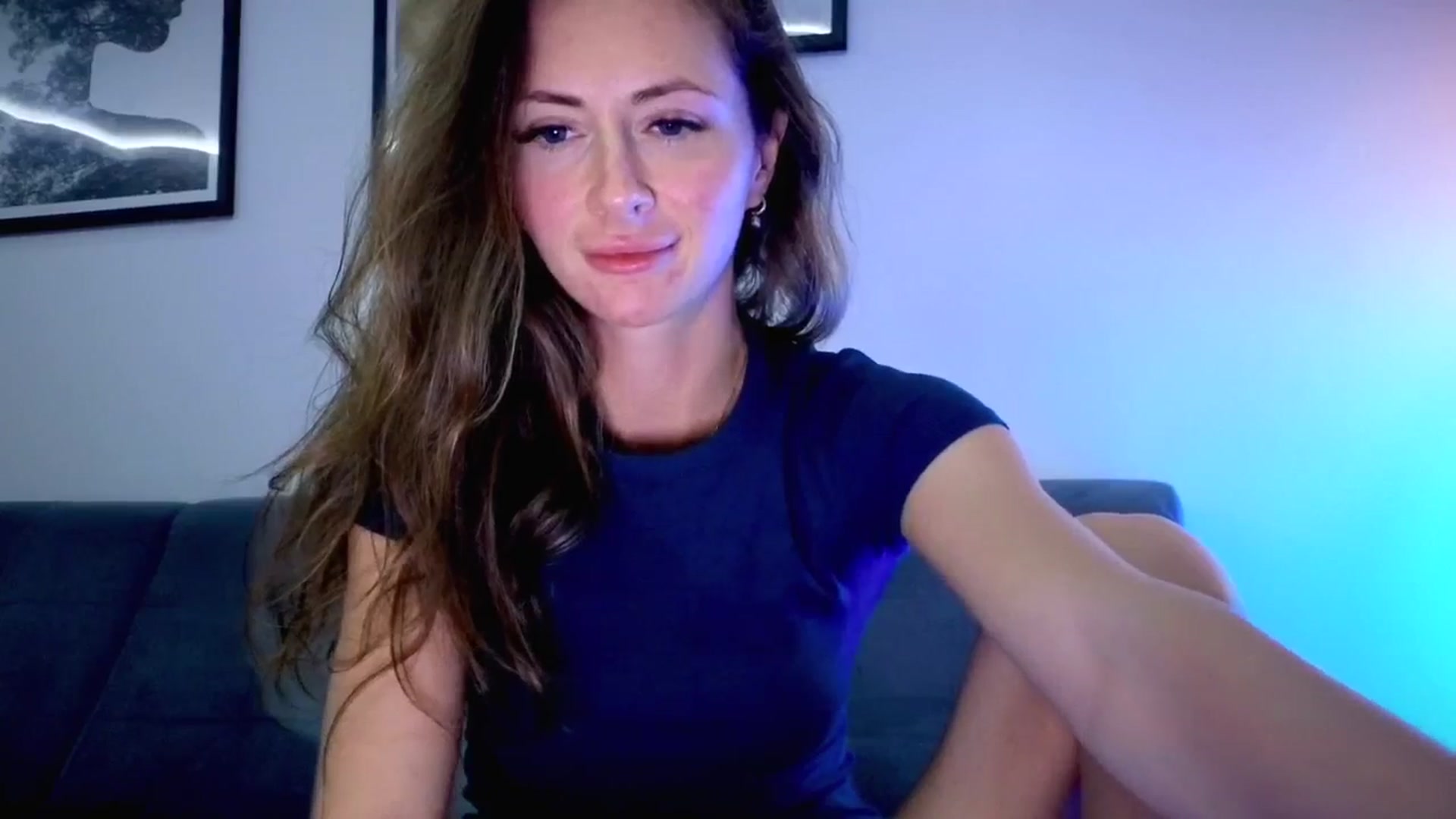 Gallery image thumbnail from Amber_Fry's myfreecams stream on, 10/03/2025, 22:58 image 9 of 20