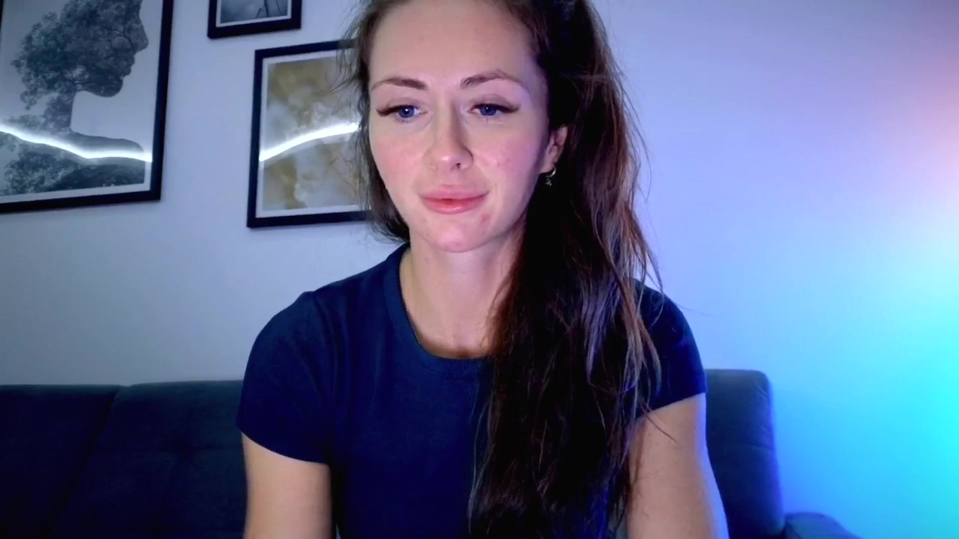 Gallery image thumbnail from Amber_Fry's myfreecams stream on, 10/03/2025, 22:58 image 16 of 20