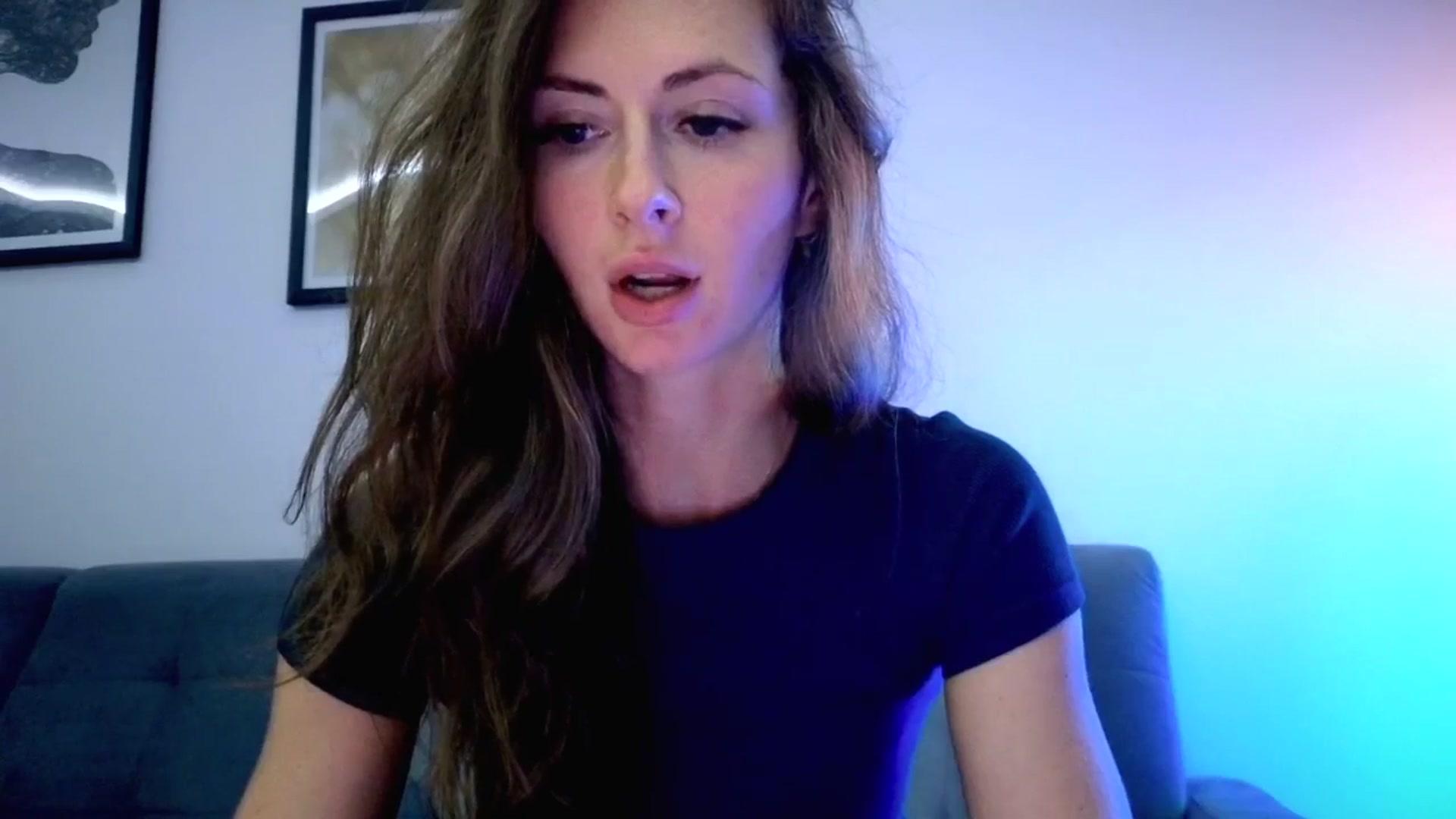 Gallery image thumbnail from Amber_Fry's myfreecams stream on, 10/03/2025, 22:58 image 3 of 20