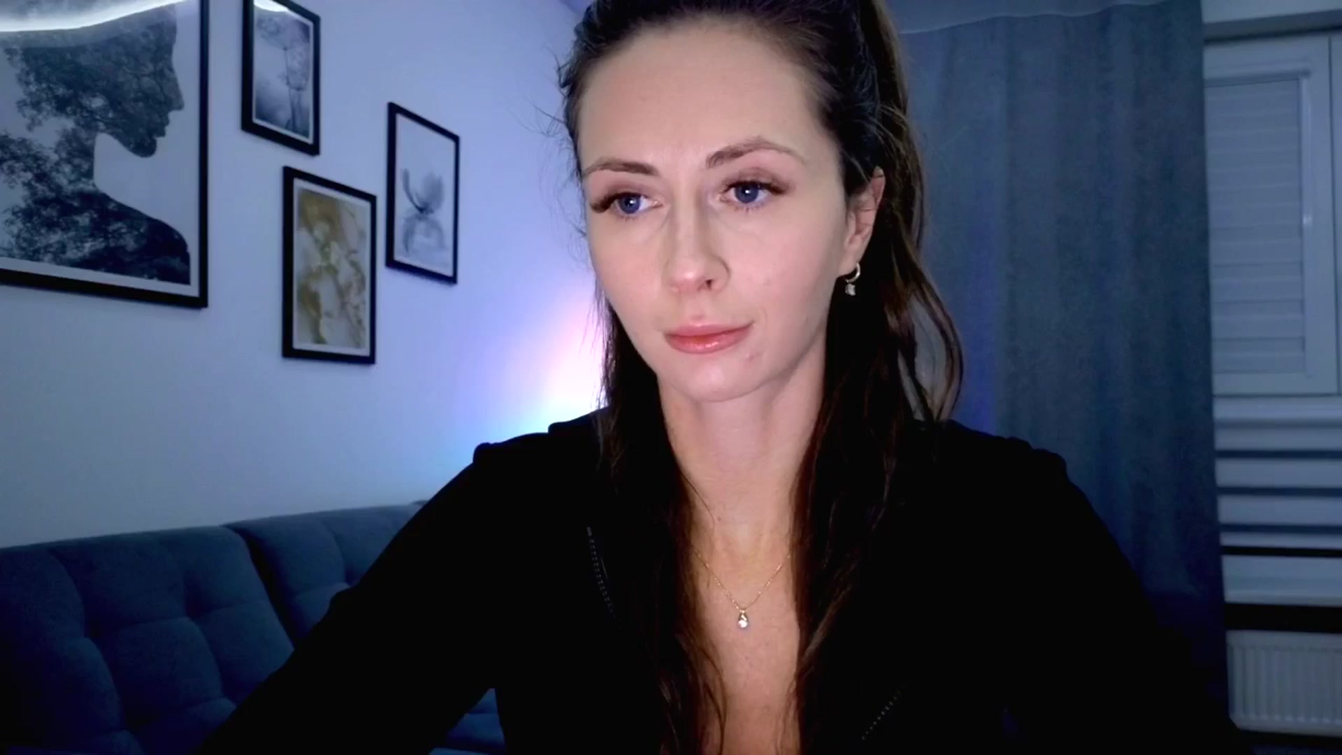 Gallery image thumbnail from Amber_Fry's myfreecams stream on, 10/04/2025, 16:52 image 19 of 20