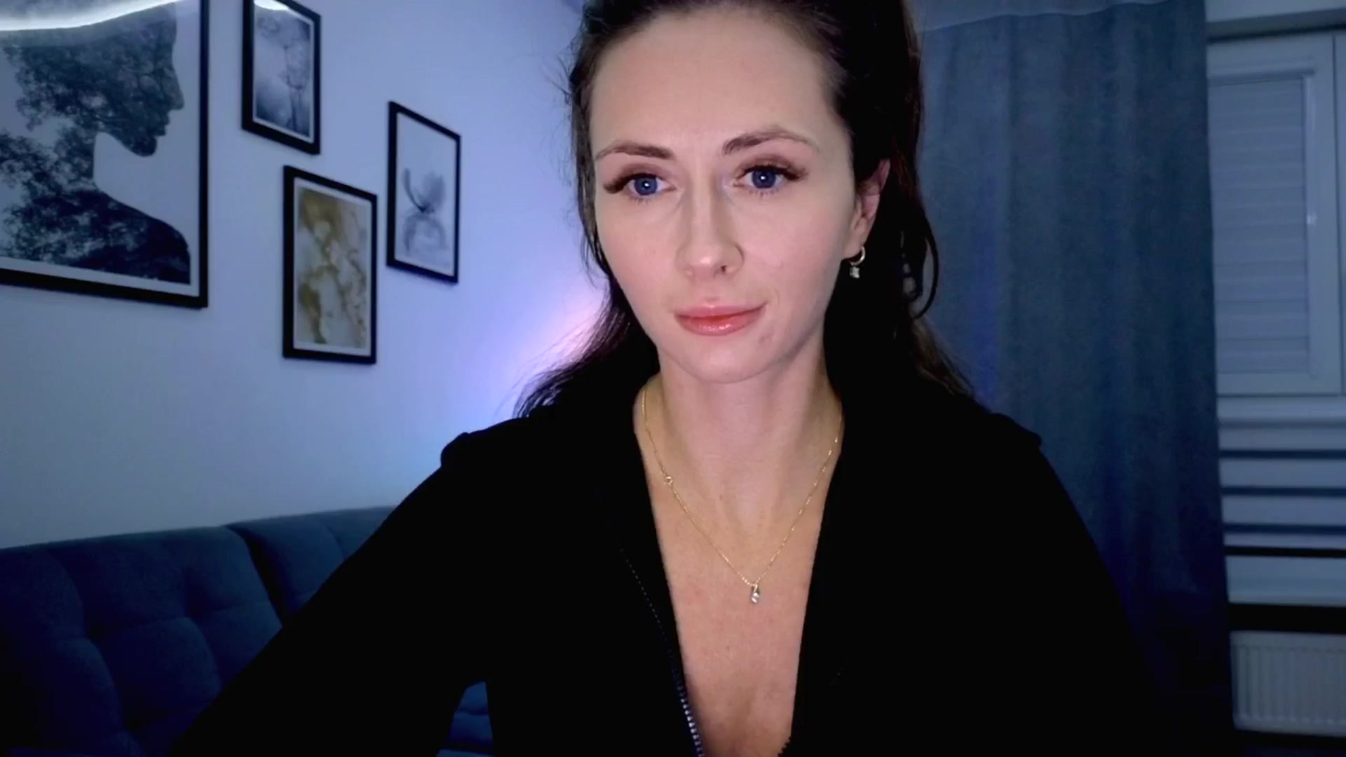 Gallery image thumbnail from Amber_Fry's myfreecams stream on, 10/04/2025, 16:52 image 12 of 20