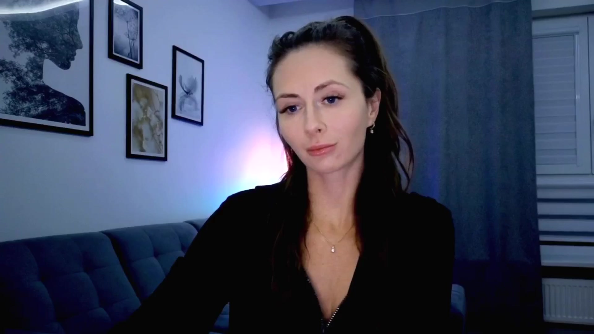 Gallery image thumbnail from Amber_Fry's myfreecams stream on, 10/04/2025, 16:52 image 15 of 20