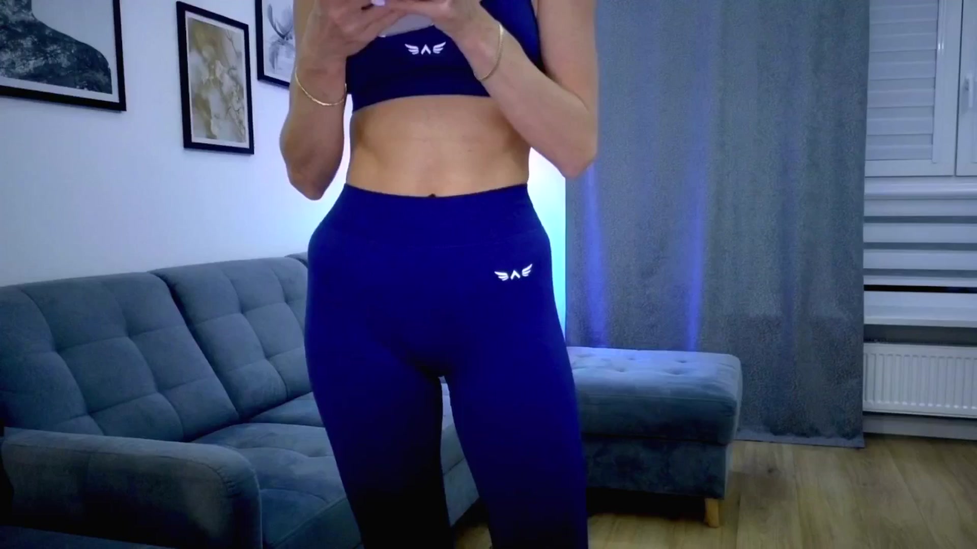 Gallery image thumbnail from Amber_Fry's myfreecams stream on, 10/04/2025, 22:18 image 3 of 20