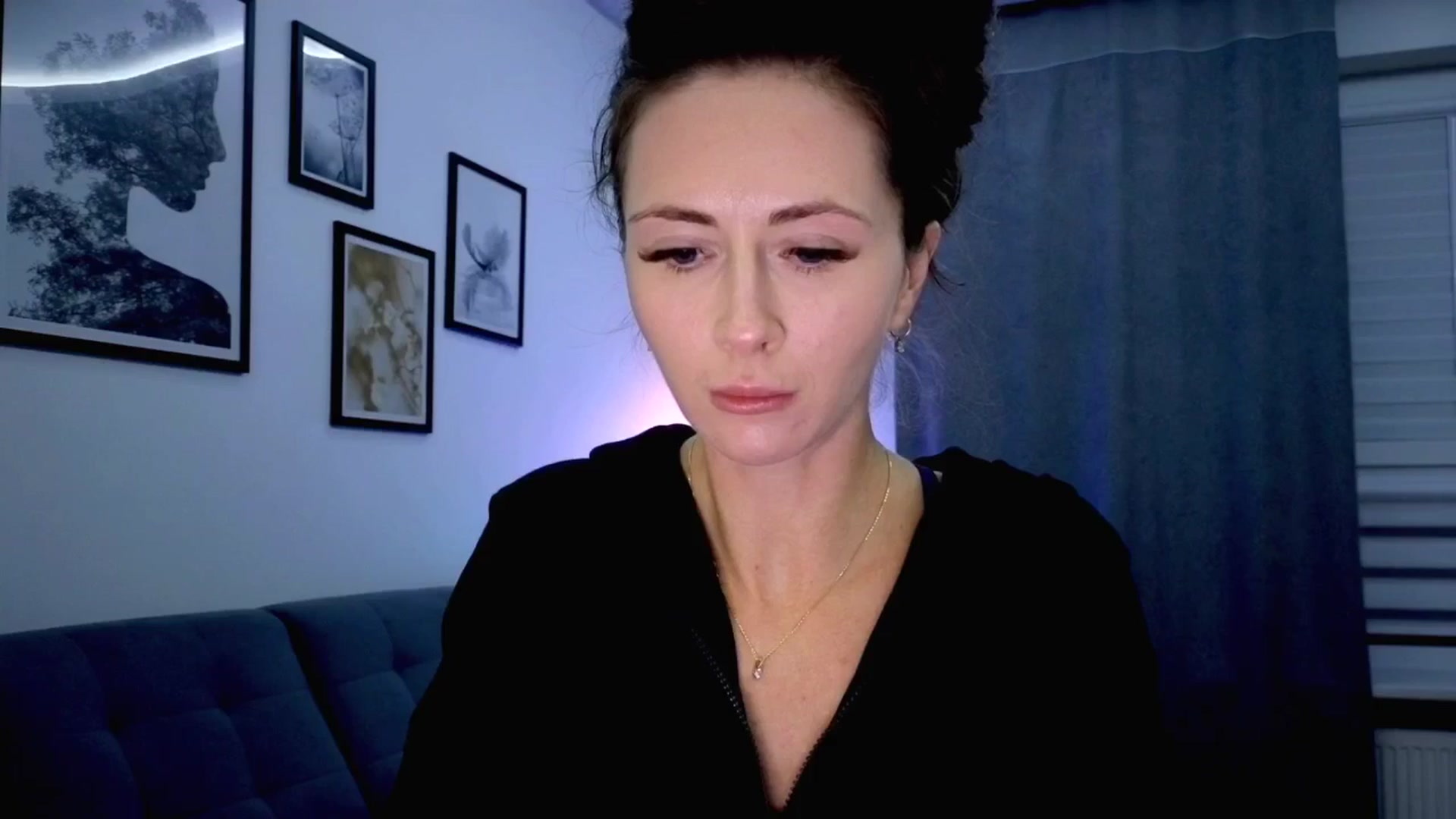 Gallery image thumbnail from Amber_Fry's myfreecams stream on, 10/04/2025, 22:18 image 7 of 20