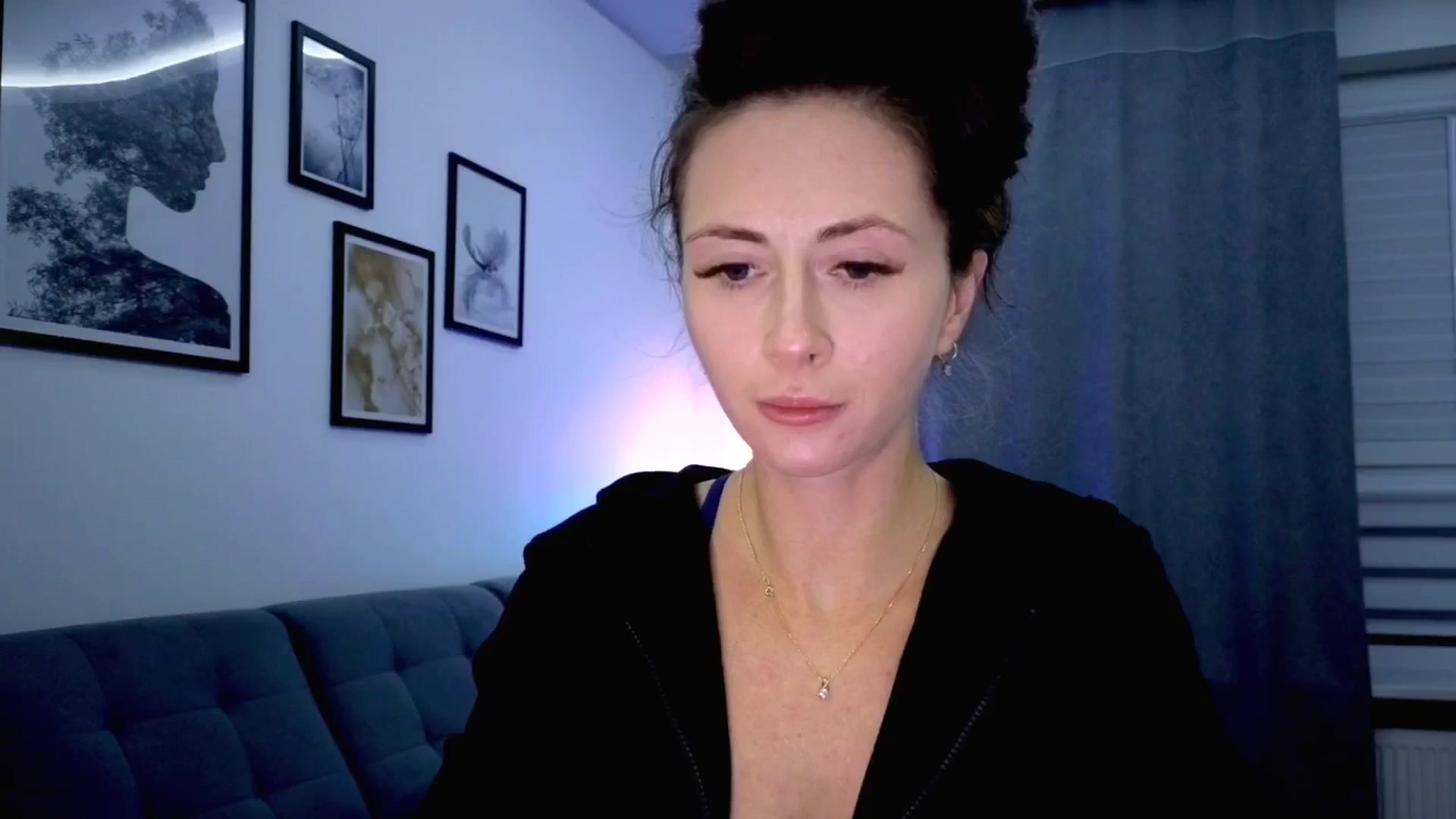 Gallery image thumbnail from Amber_Fry's myfreecams stream on, 10/04/2025, 22:18 image 8 of 20