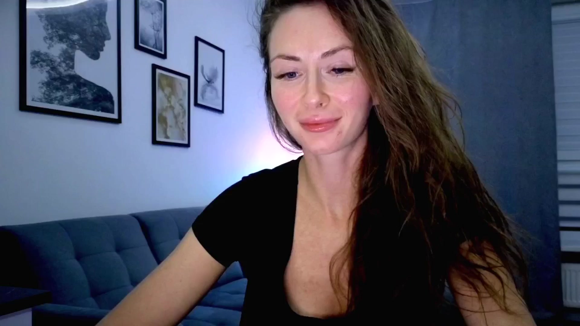 Gallery image thumbnail from Amber_Fry's myfreecams stream on, 10/07/2025, 20:47 image 8 of 20