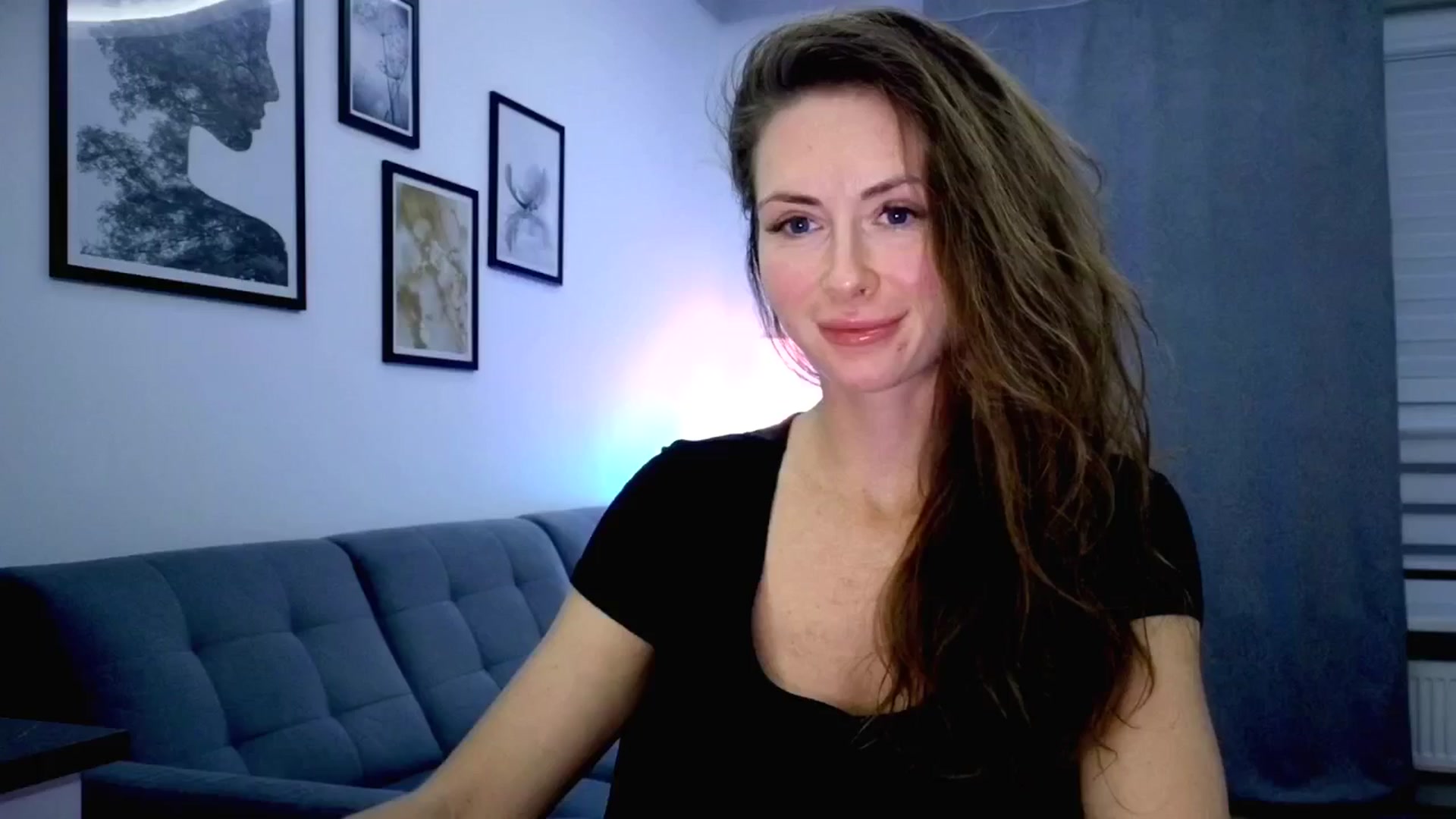 Gallery image thumbnail from Amber_Fry's myfreecams stream on, 10/07/2025, 20:47 image 4 of 20