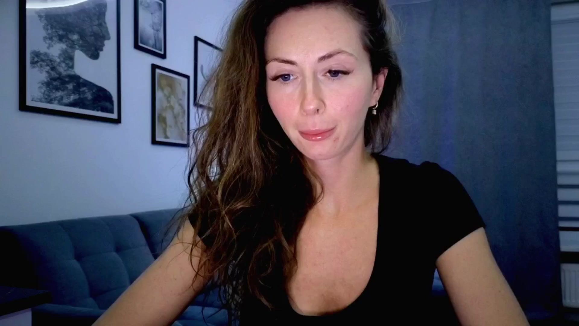 Gallery image thumbnail from Amber_Fry's myfreecams stream on, 10/07/2025, 20:47 image 11 of 20
