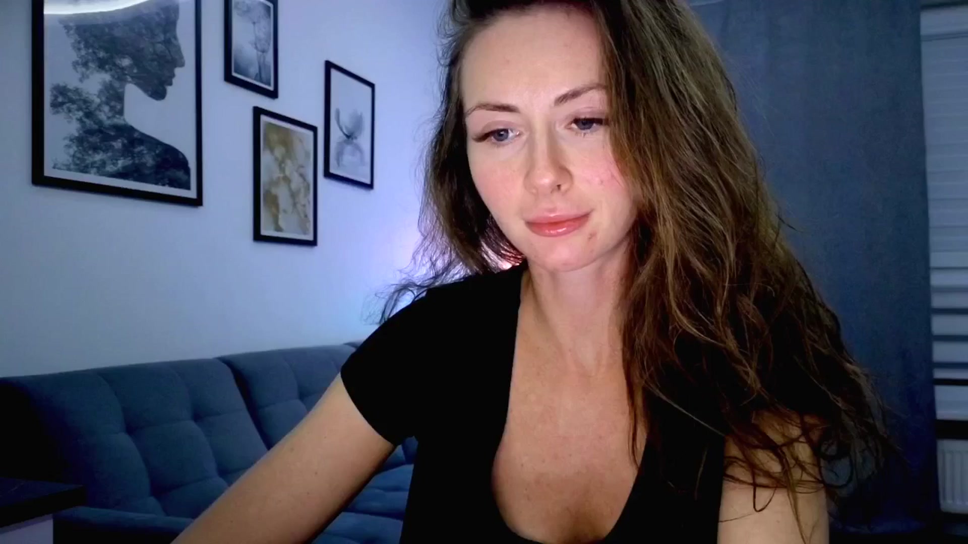 Gallery image thumbnail from Amber_Fry's myfreecams stream on, 10/07/2025, 20:47 image 9 of 20