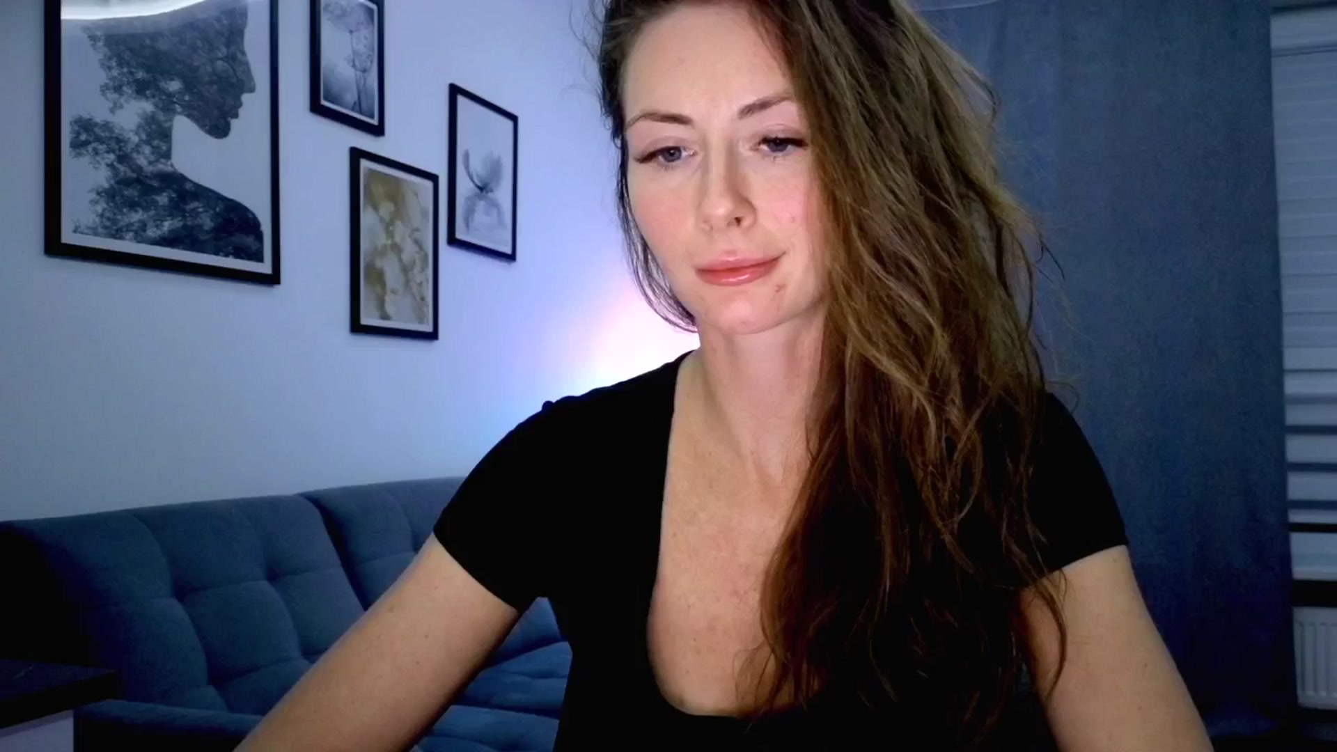 Gallery image thumbnail from Amber_Fry's myfreecams stream on, 10/07/2025, 20:47 image 5 of 20