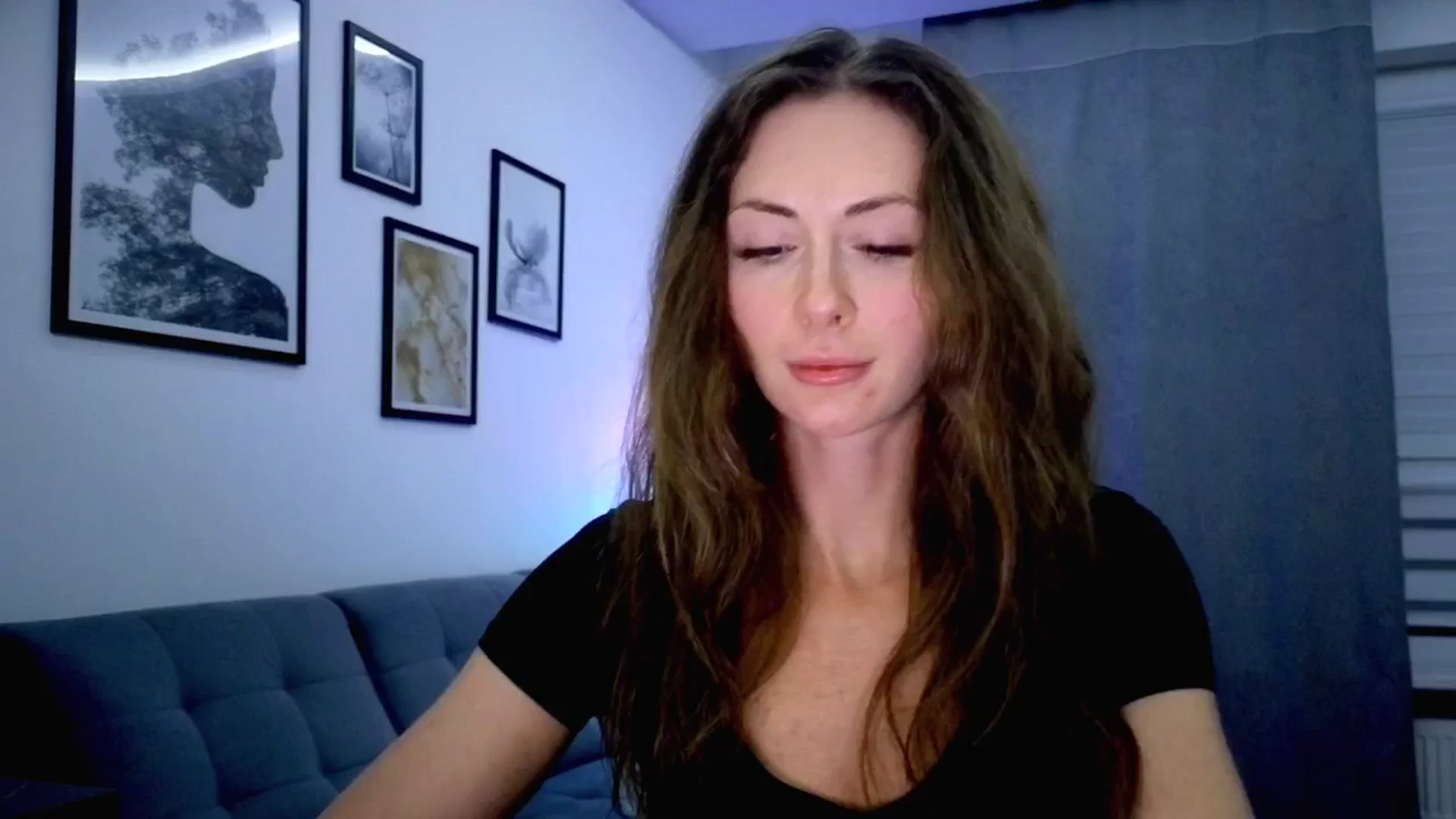 Gallery image thumbnail from Amber_Fry's myfreecams stream on, 10/07/2025, 20:47 image 20 of 20