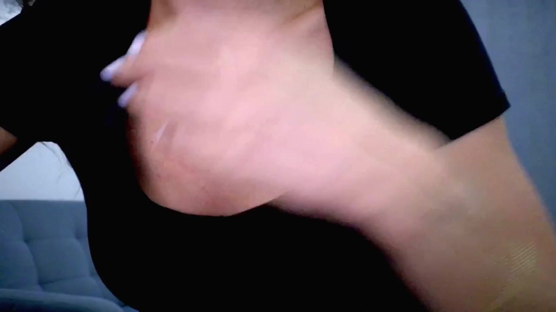 Gallery image thumbnail from Amber_Fry's myfreecams stream on, 10/07/2025, 22:06 image 2 of 20