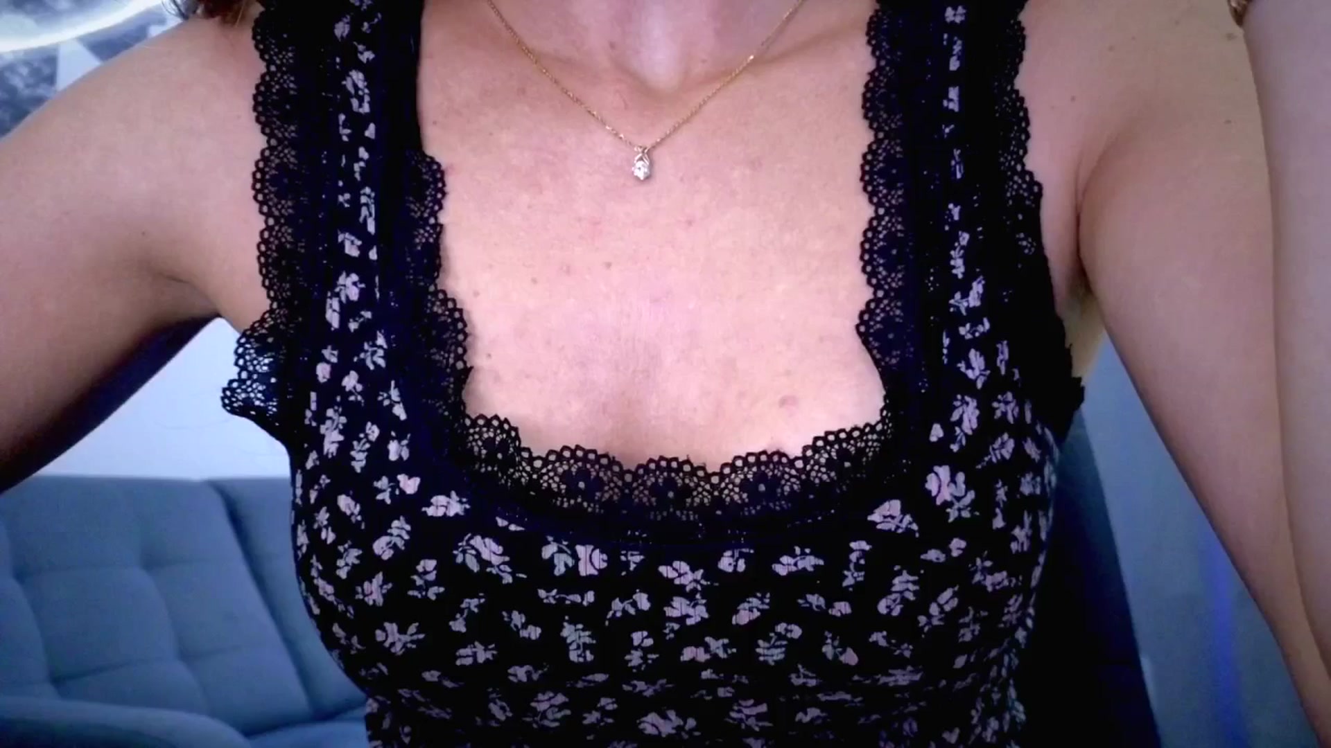 Gallery image thumbnail from Amber_Fry's myfreecams stream on, 10/08/2025, 18:54 image 10 of 20