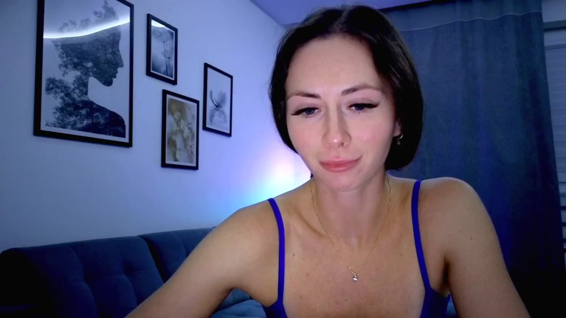 Gallery image thumbnail from Amber_Fry's myfreecams stream on, 10/09/2025, 20:15 image 6 of 20
