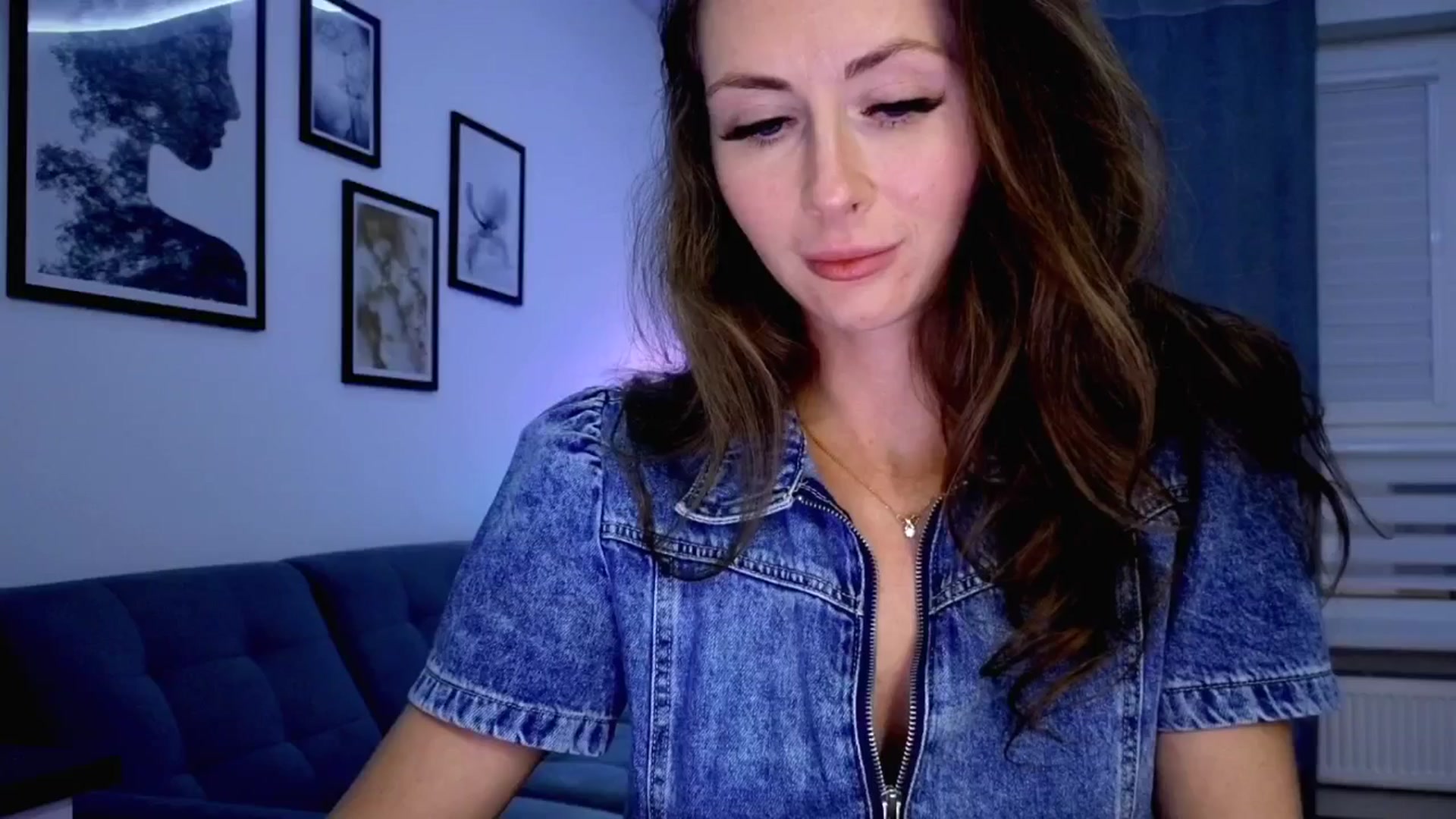 Gallery image thumbnail from Amber_Fry's myfreecams stream on, 10/11/2025, 23:12 image 2 of 20