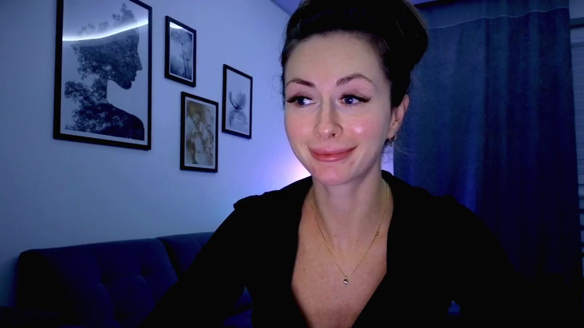 Gallery image thumbnail from Amber_Fry's myfreecams stream on, 10/12/2025, 16:54 image 2 of 20