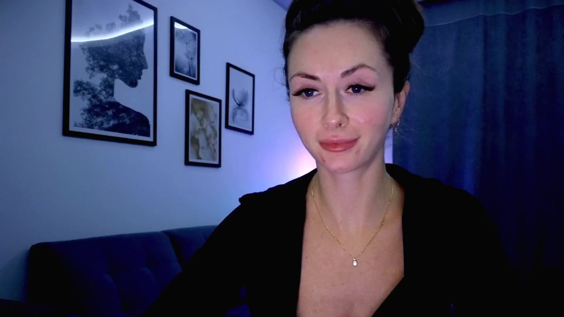 Gallery image thumbnail from Amber_Fry's myfreecams stream on, 10/12/2025, 16:54 image 11 of 20