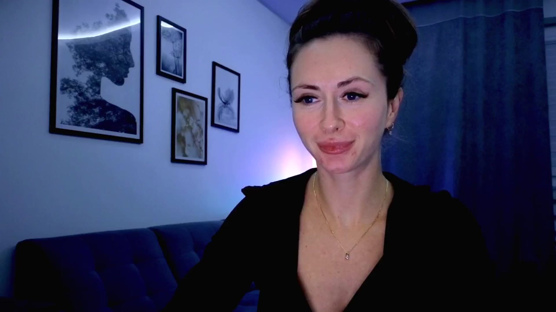 Gallery image thumbnail from Amber_Fry's myfreecams stream on, 10/12/2025, 16:54 image 4 of 20