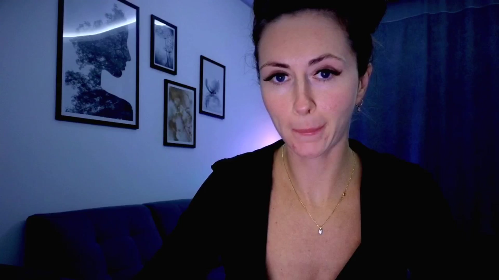 Gallery image thumbnail from Amber_Fry's myfreecams stream on, 10/12/2025, 16:54 image 9 of 20