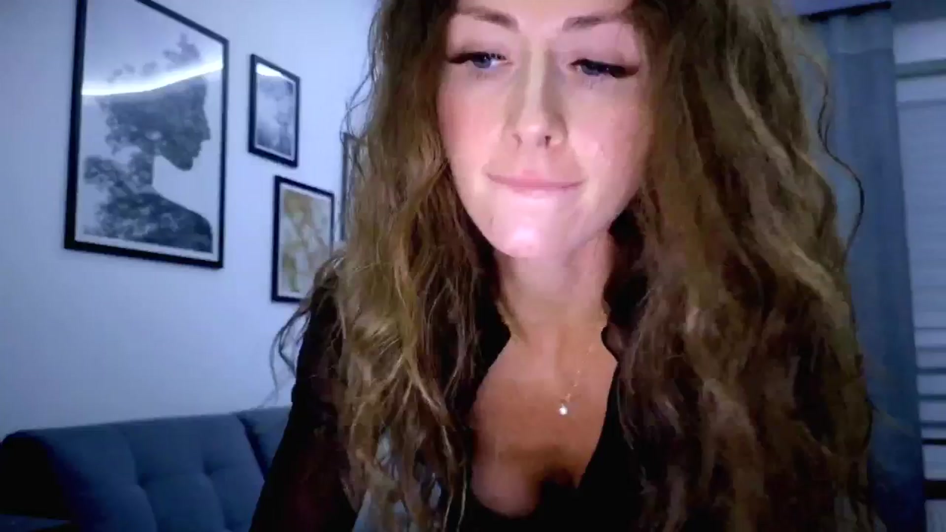 Gallery image thumbnail from Amber_Fry's myfreecams stream on, 10/13/2025, 22:13 image 7 of 20