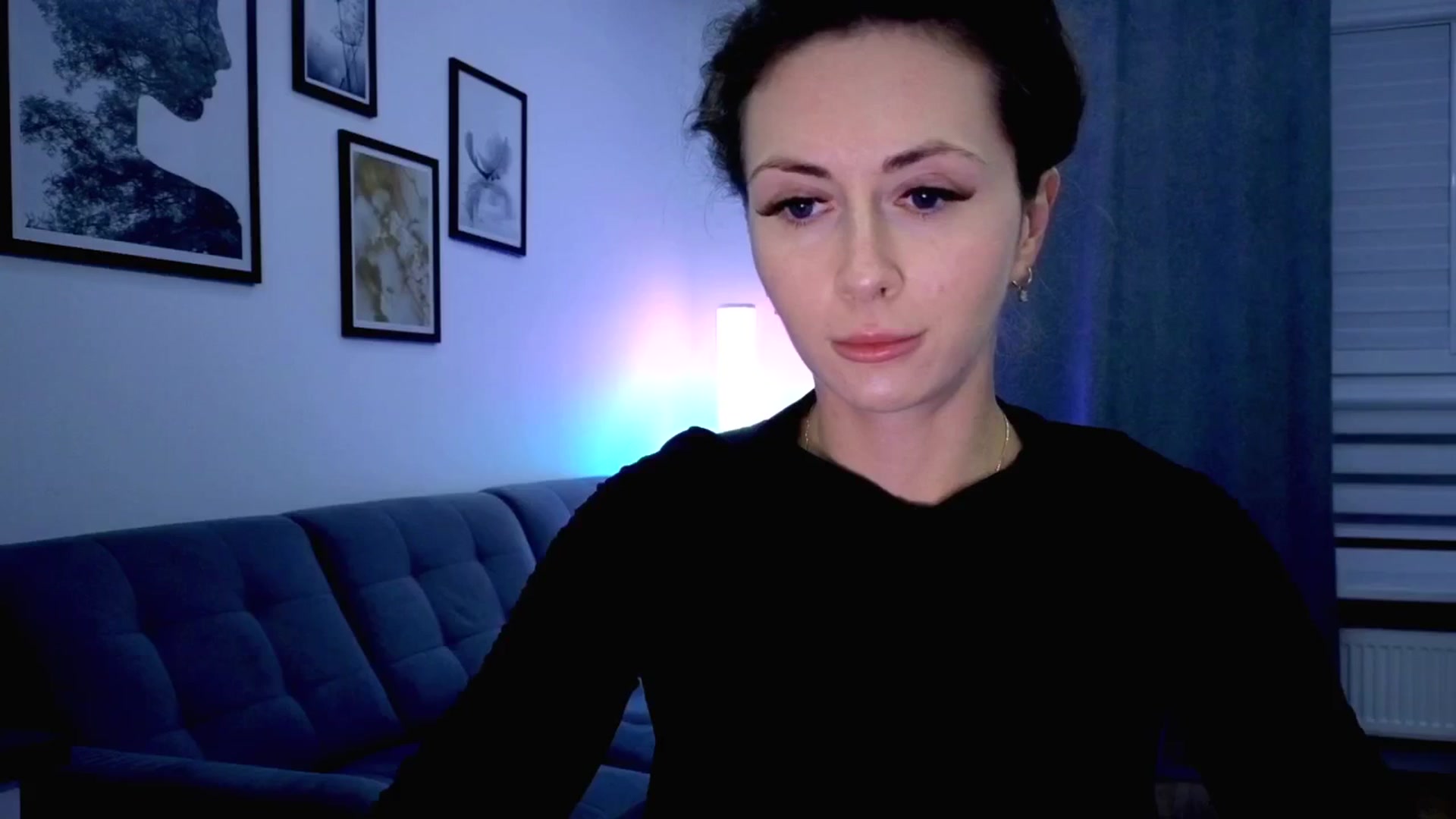 Gallery image thumbnail from Amber_Fry's myfreecams stream on, 10/19/2025, 19:50 image 3 of 20