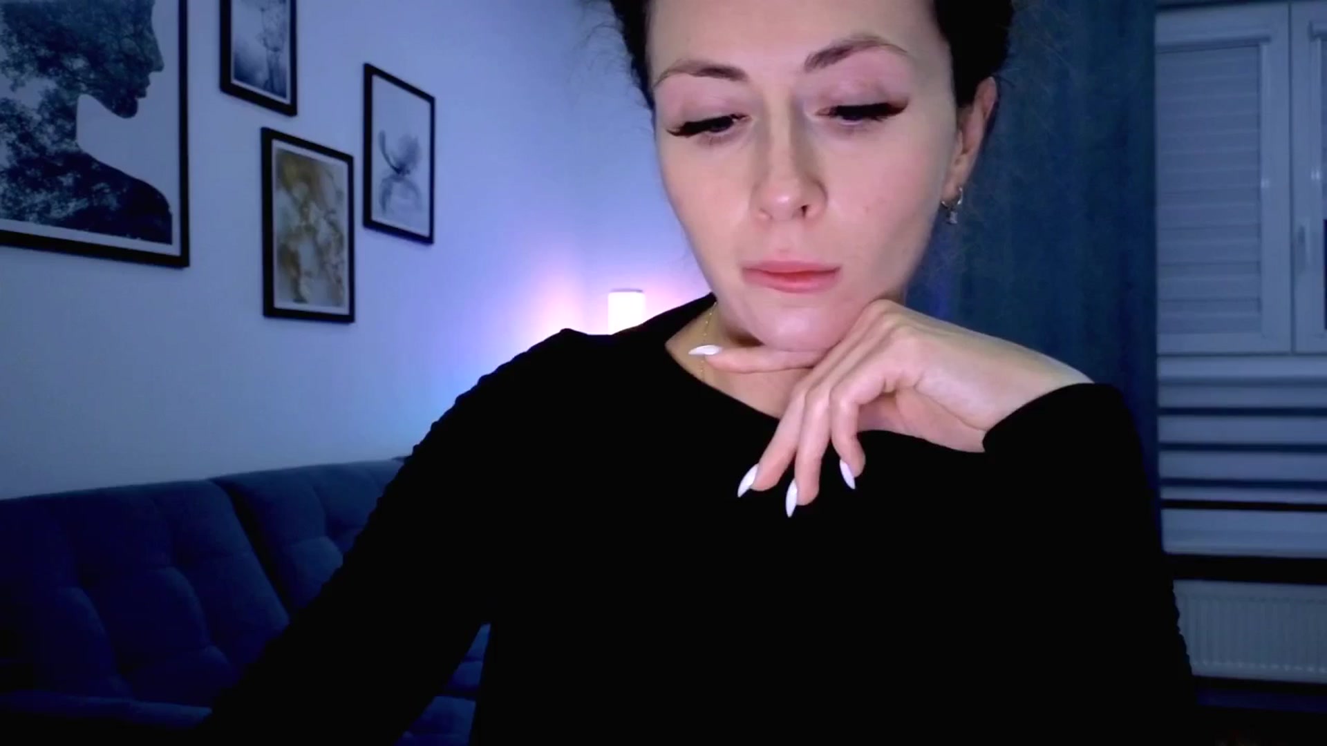 Gallery image thumbnail from Amber_Fry's myfreecams stream on, 10/19/2025, 20:59 image 9 of 20