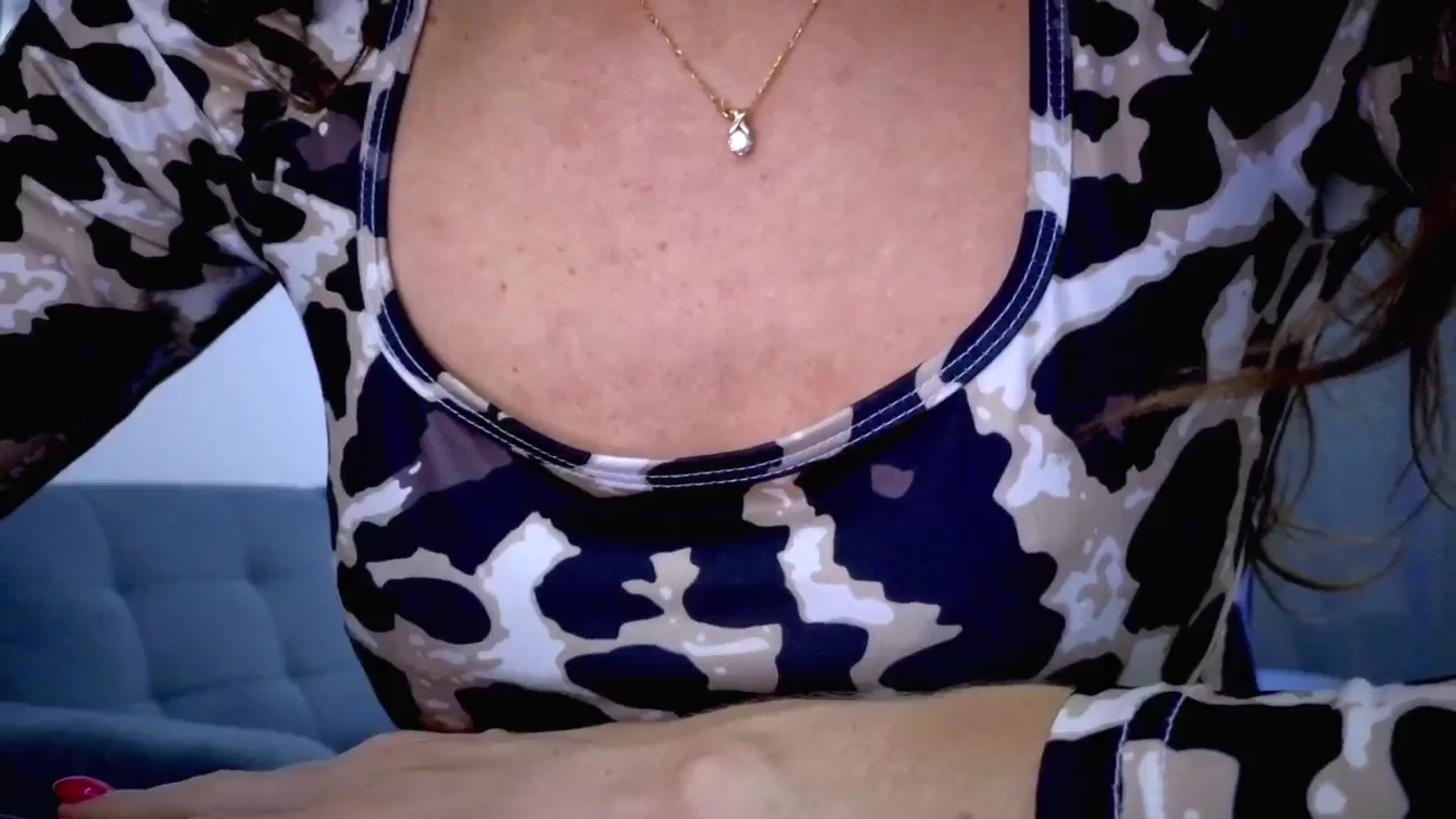 Gallery image thumbnail from Amber_Fry's myfreecams stream on, 10/22/2025, 22:15 image 9 of 20