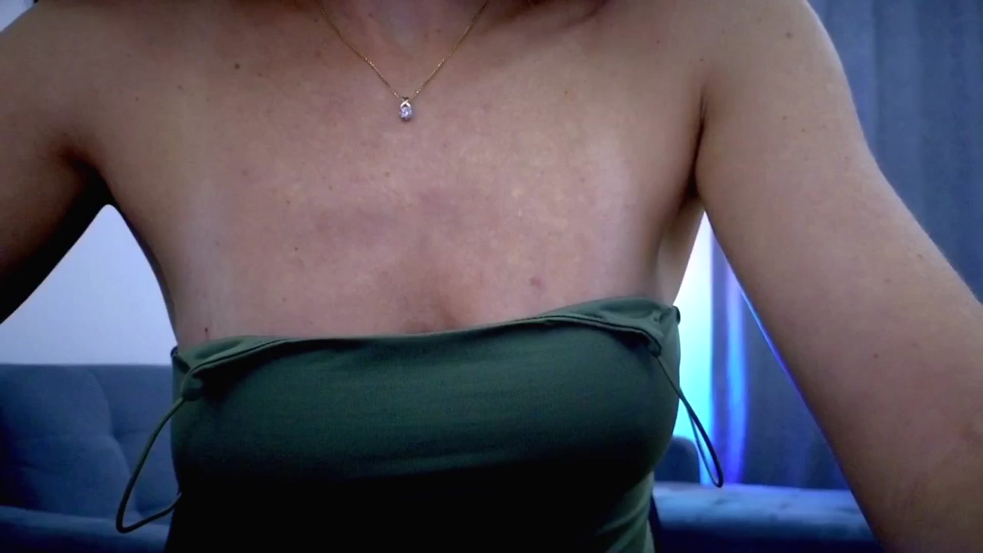Gallery image thumbnail from Amber_Fry's myfreecams stream on, 10/23/2025, 19:16 image 20 of 20