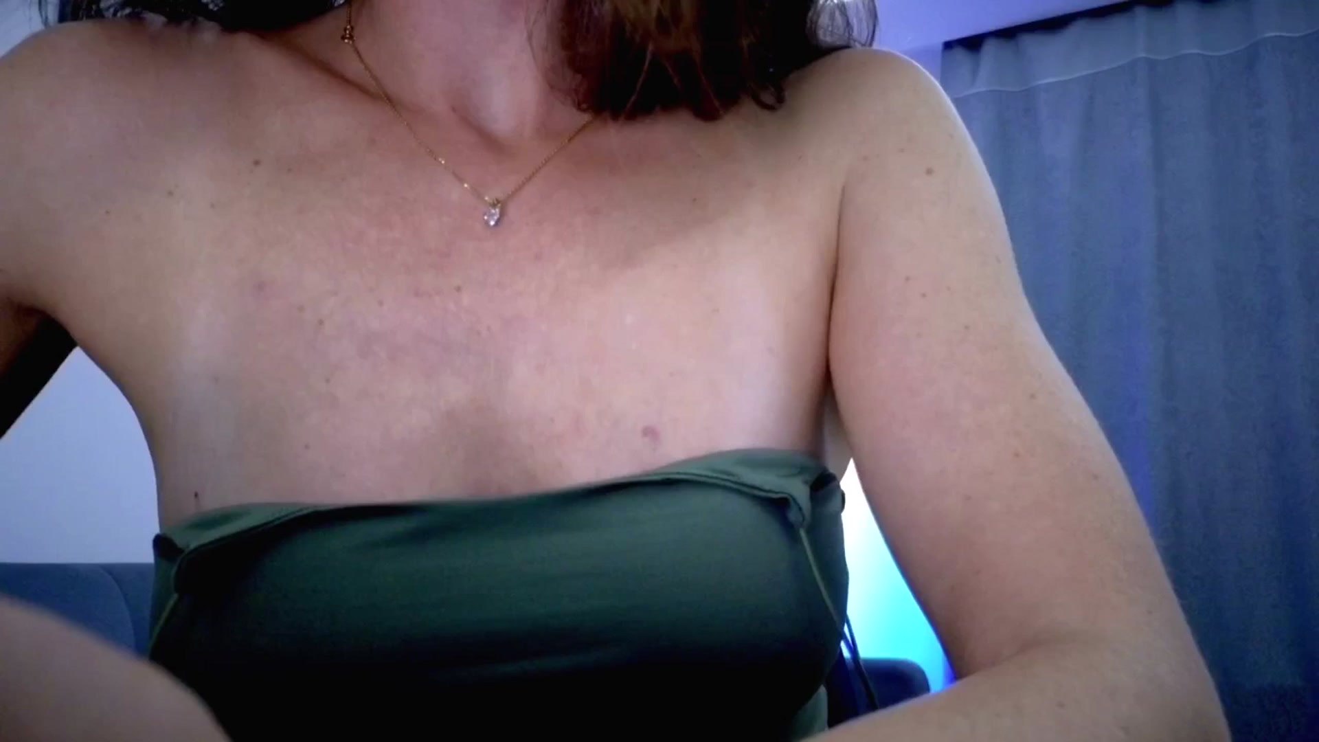Gallery image thumbnail from Amber_Fry's myfreecams stream on, 10/23/2025, 19:16 image 17 of 20