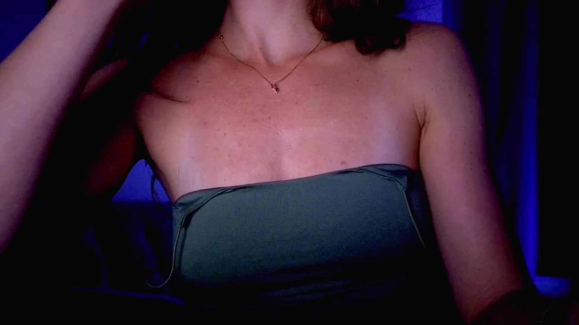 Gallery image thumbnail from Amber_Fry's myfreecams stream on, 10/23/2025, 20:59 image 8 of 20