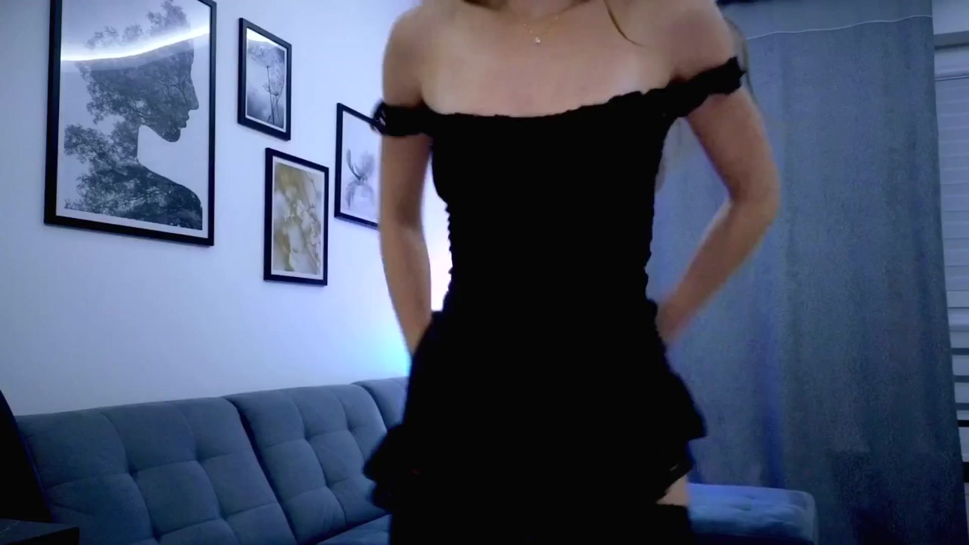 Gallery image thumbnail from Amber_Fry's myfreecams stream on, 10/24/2025, 20:37 image 11 of 20