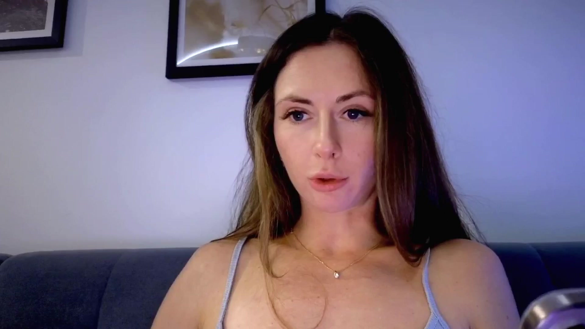 Gallery image thumbnail from Amber_Fry's myfreecams stream on, 10/26/2025, 16:03 image 7 of 20