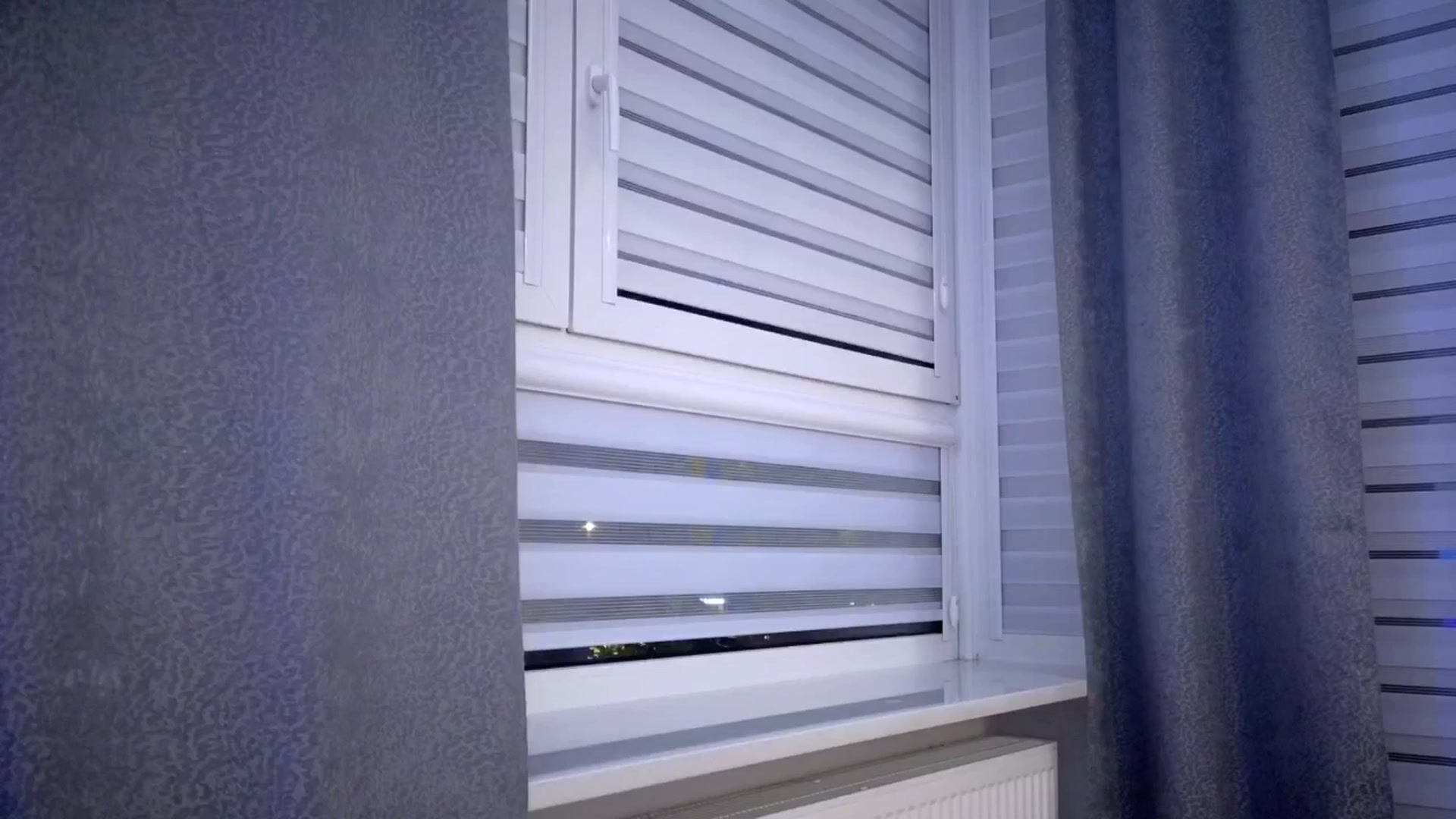 Gallery image thumbnail from Amber_Fry's myfreecams stream on, 10/29/2025, 21:36 image 8 of 20
