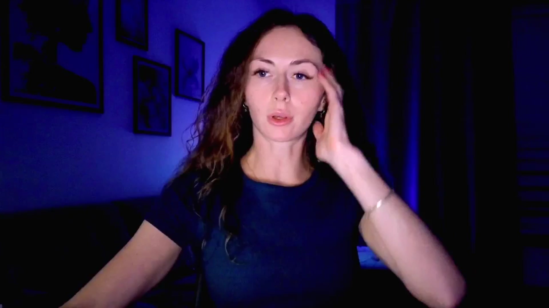 Gallery image thumbnail from Amber_Fry's myfreecams stream on, 11/01/2025, 16:37 image 11 of 20