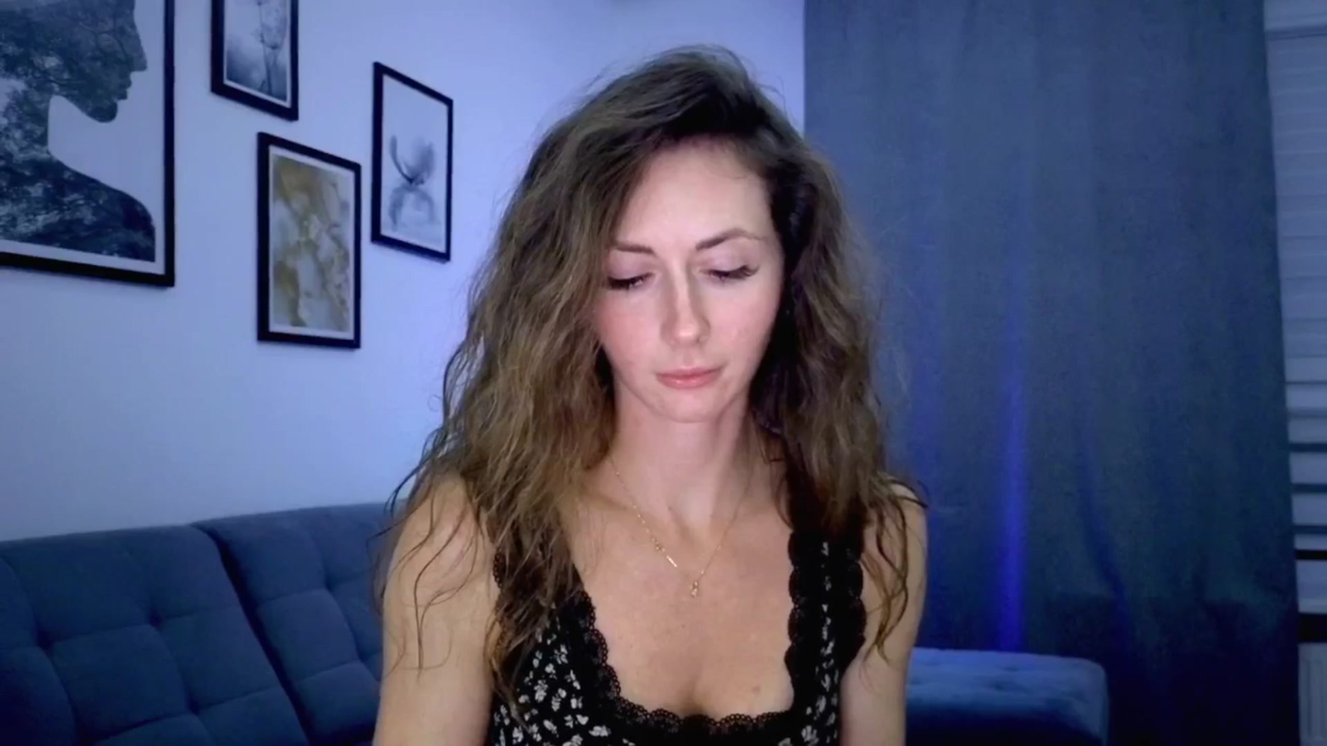 Gallery image thumbnail from Amber_Fry's myfreecams stream on, 11/01/2025, 22:37 image 9 of 20