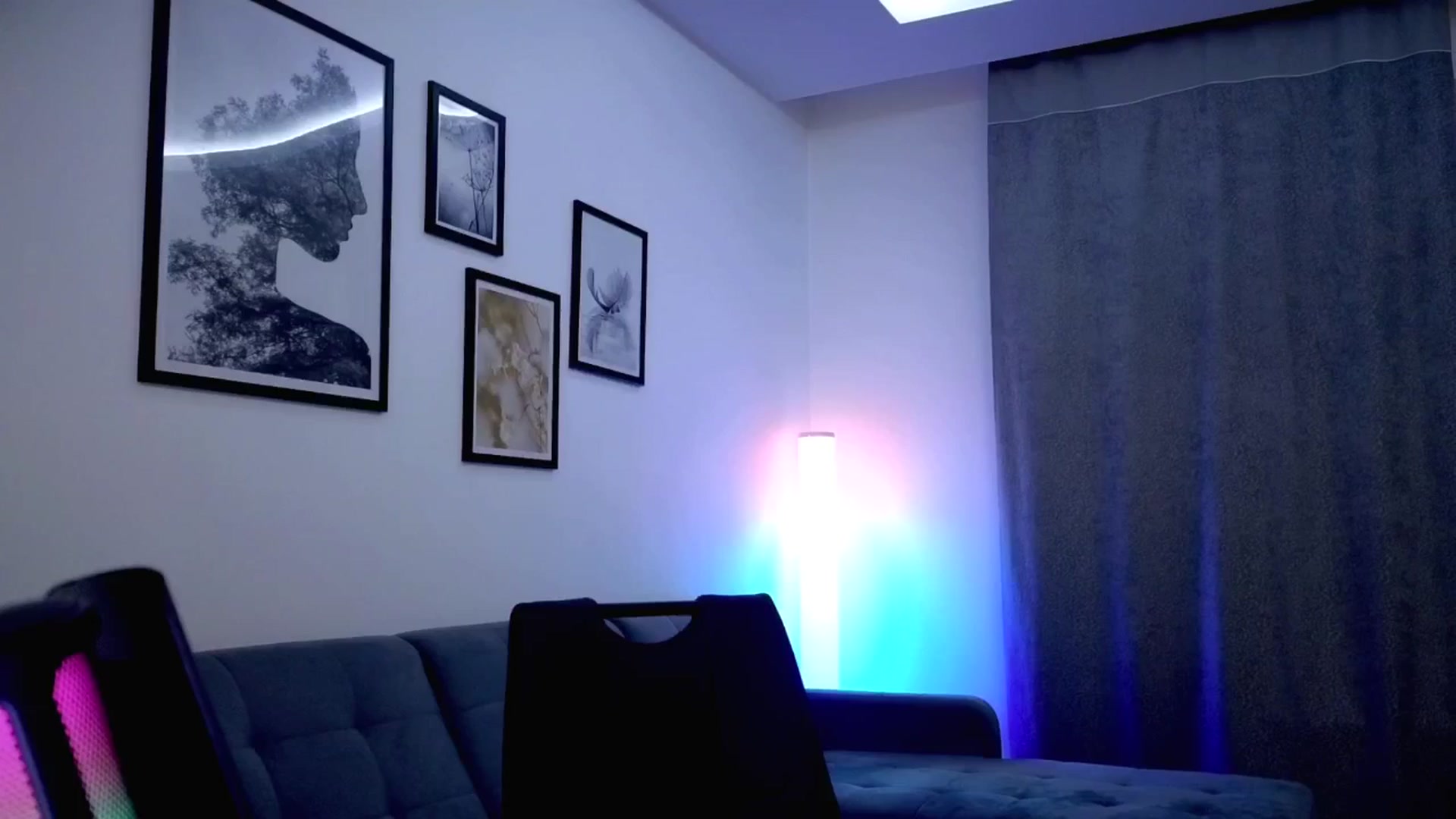 Gallery image thumbnail from Amber_Fry's myfreecams stream on, 11/02/2025, 17:15 image 9 of 20